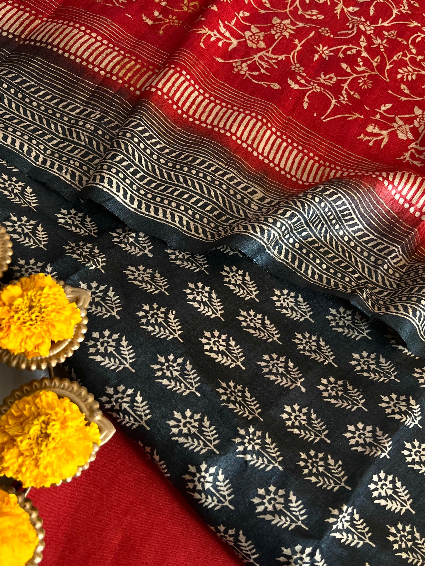TUSSAR SILK SUIT