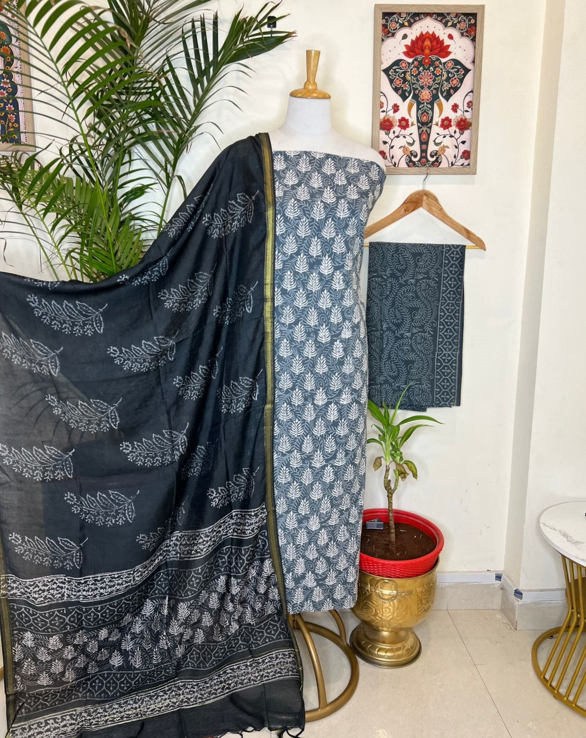 COTTON BLOCK PRINT SUITS