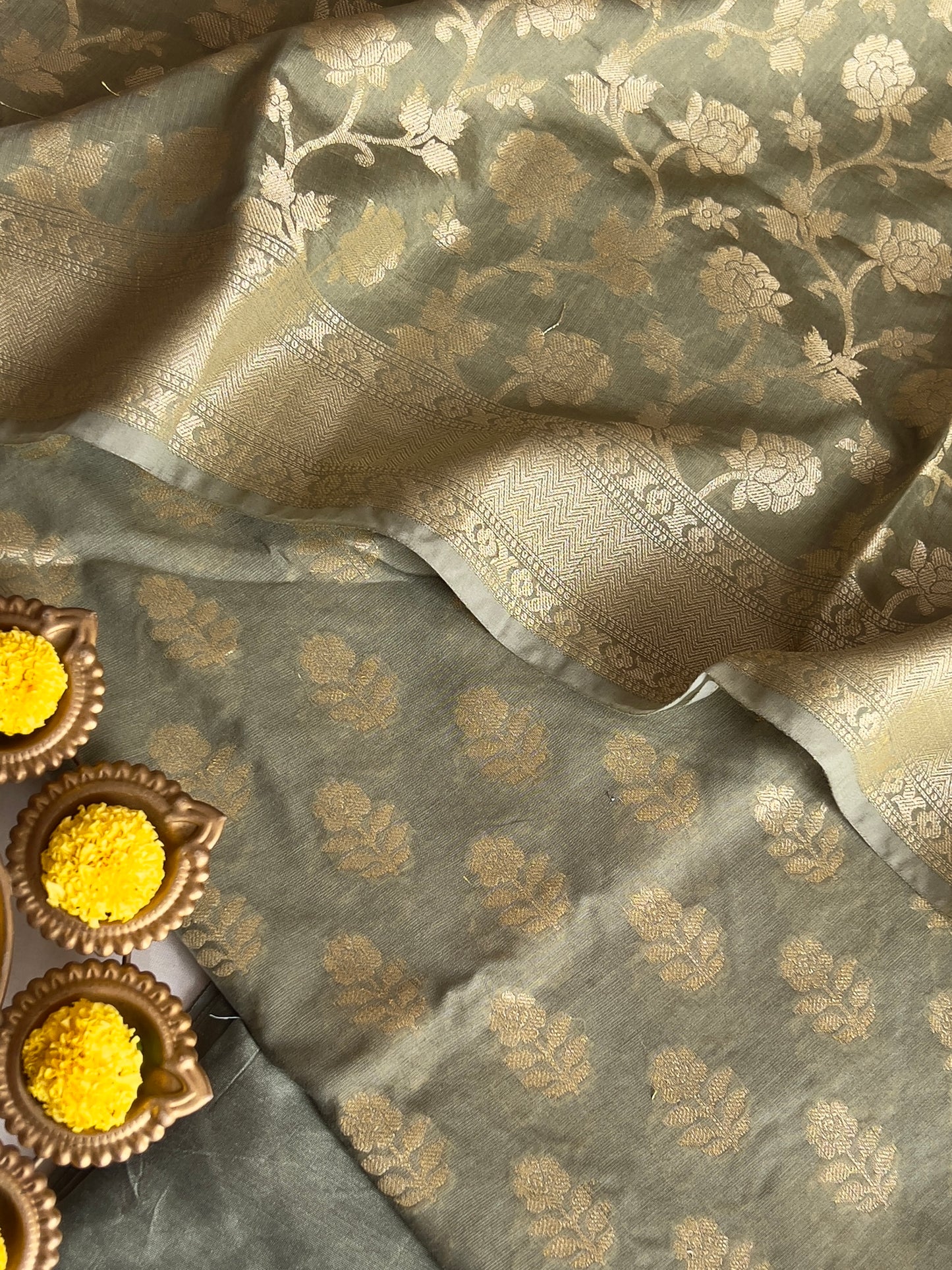 BANARASI SUIT