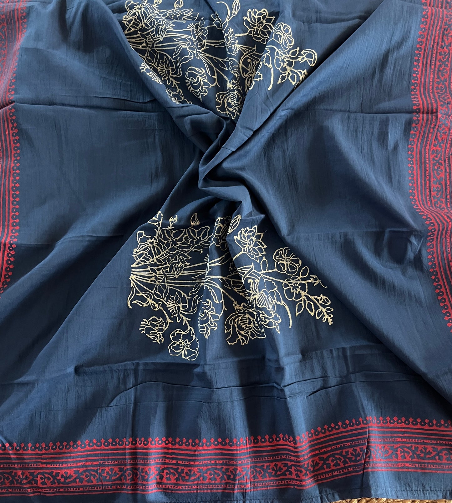 HANDLOOM SUIT (PH2544)