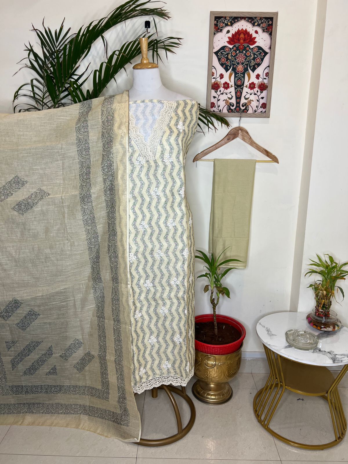 SEMI LINEN THREE PIECE SET