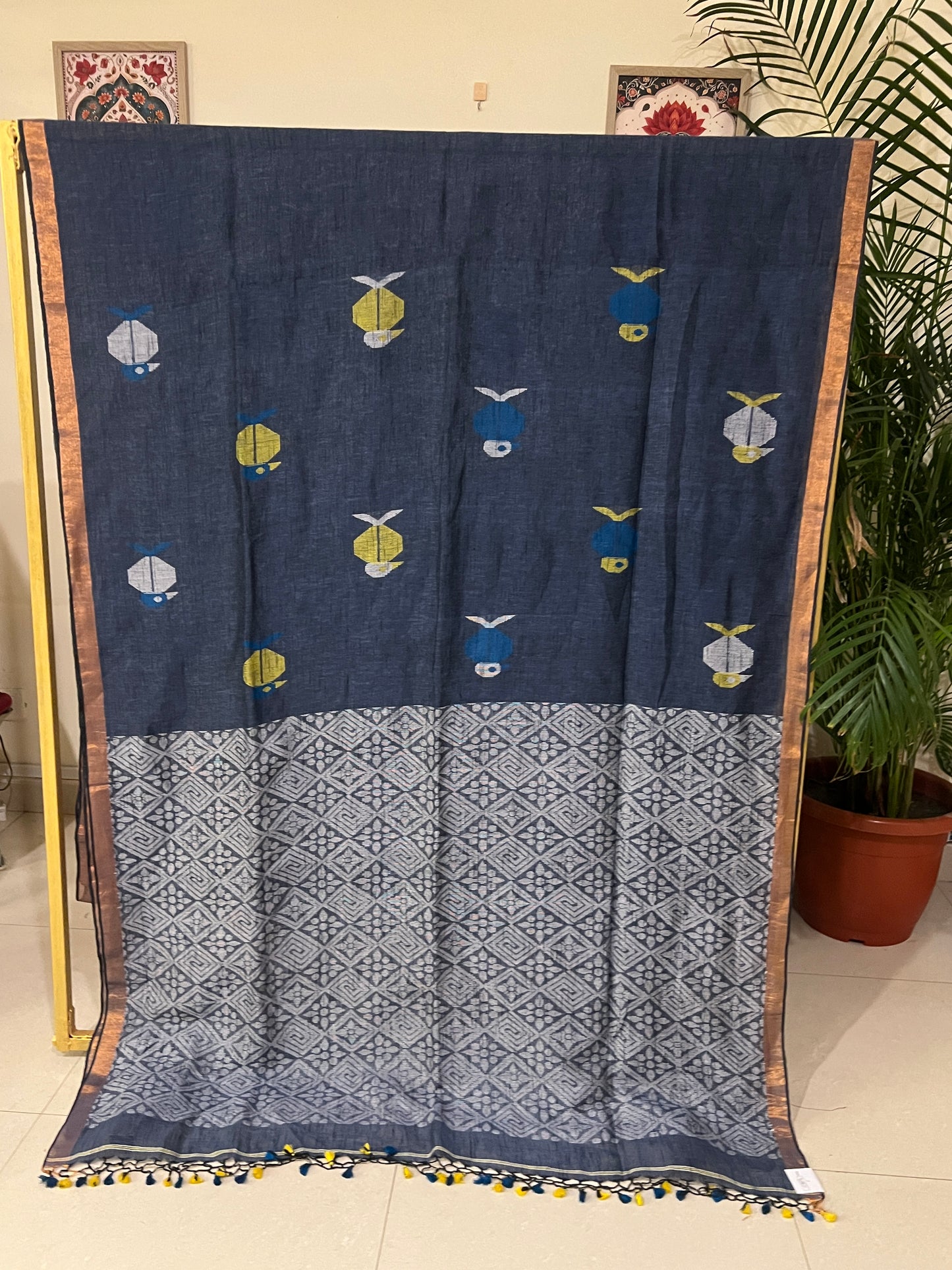 LINEN JAMDANI SAREE (PH4750)