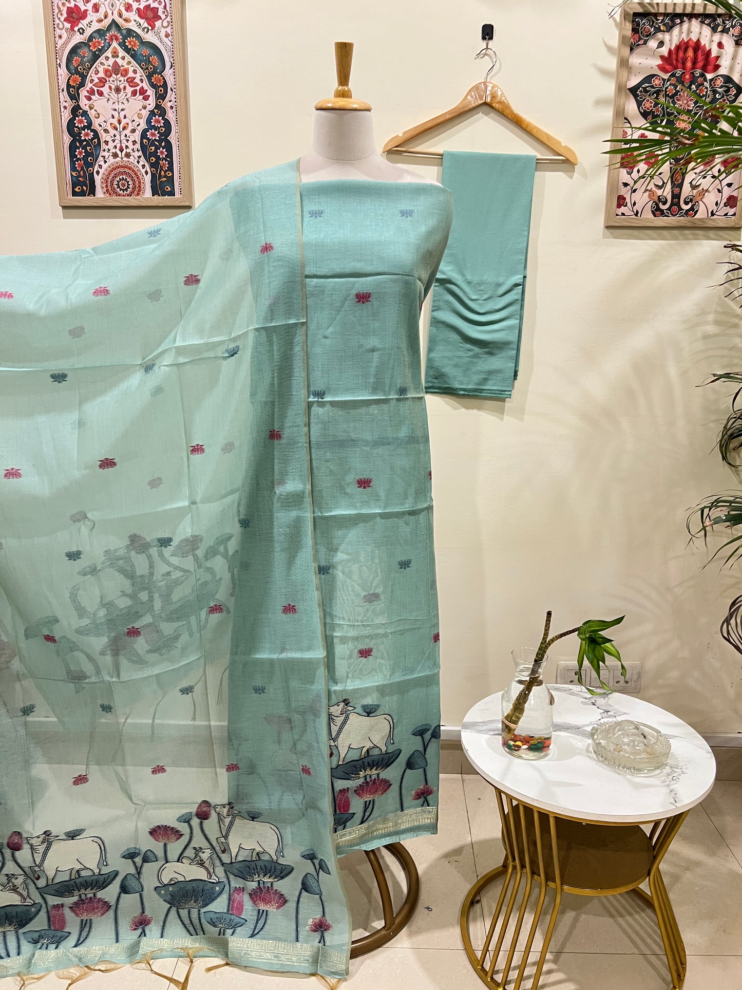 JAMDANI SUIT (PH4917)