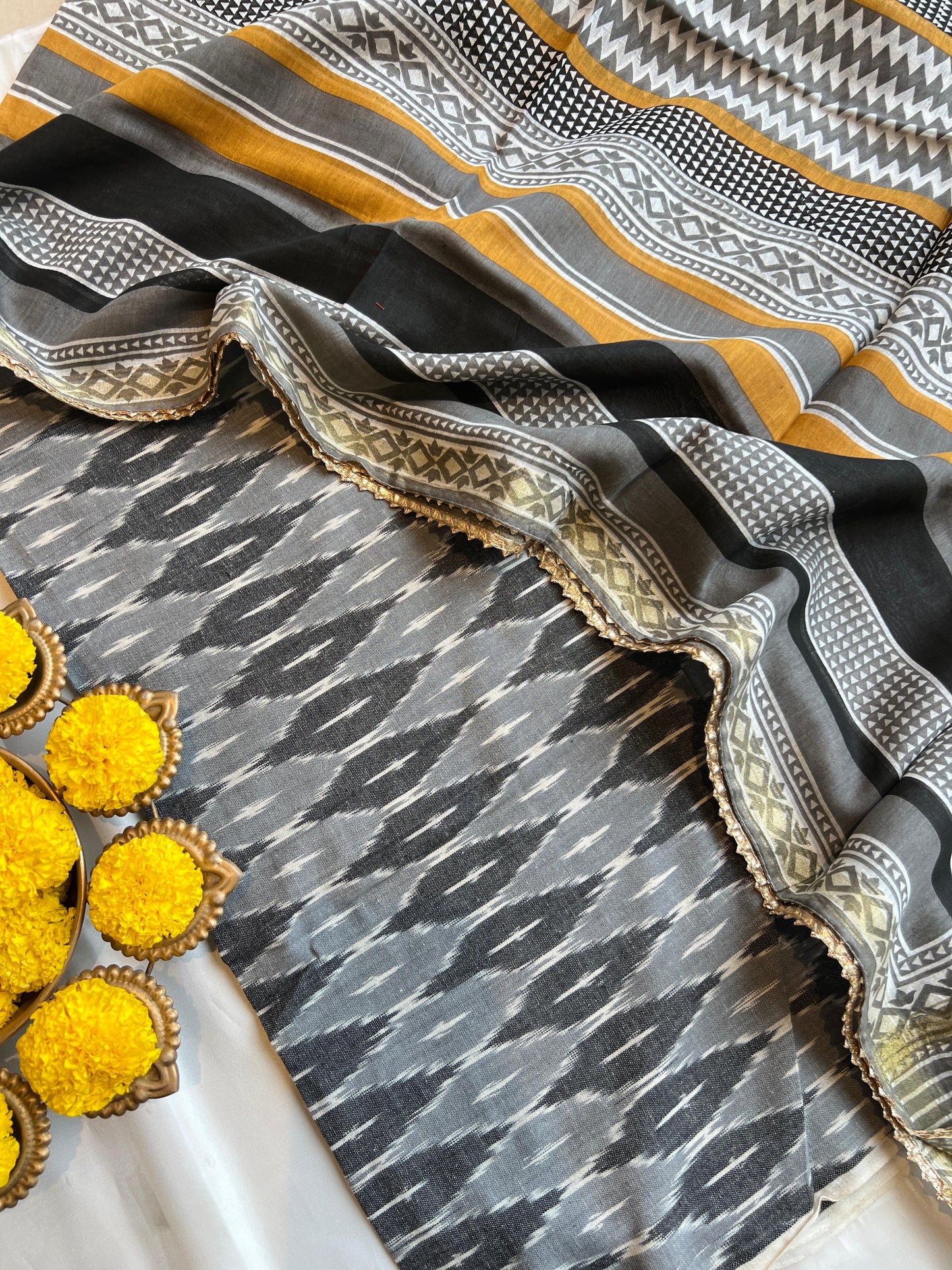 HANDLOOM SUIT (PH4954)