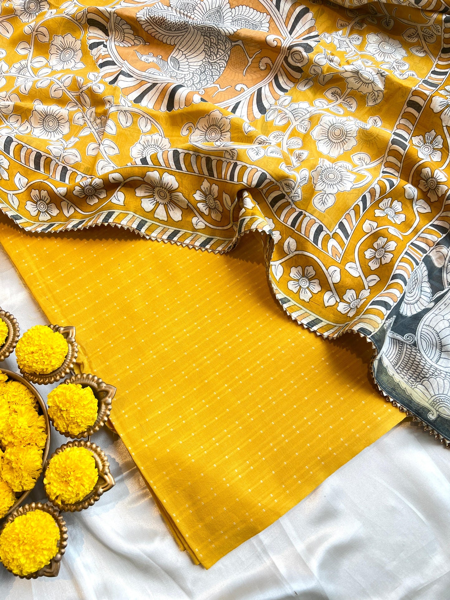 HANDLOOM SUIT (PH4956)