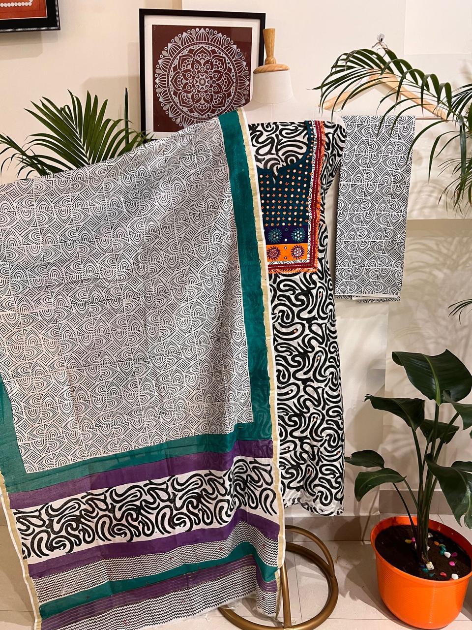 CHANDERI SILK EMBROIDERY SET