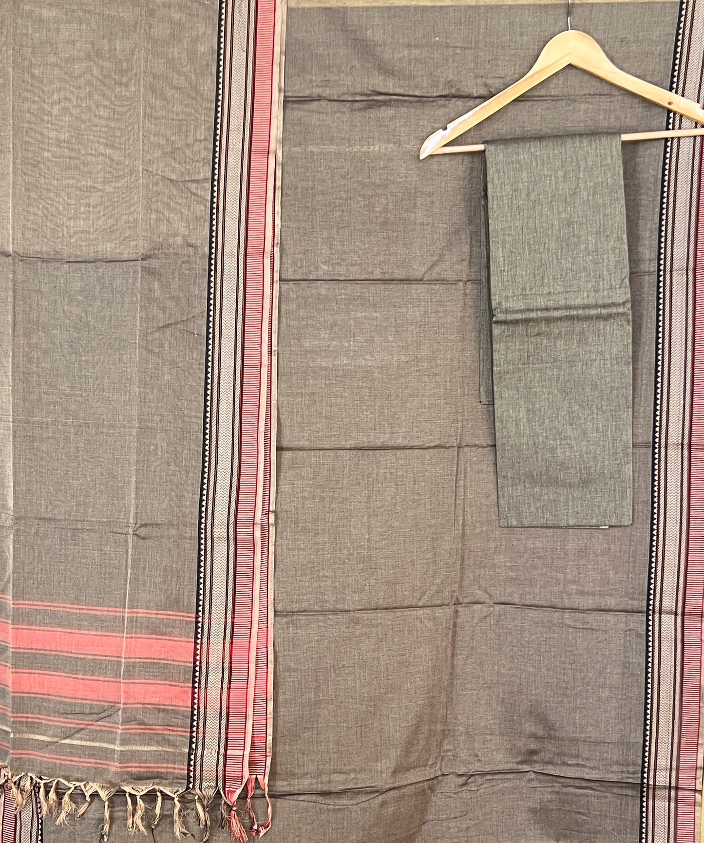 HANDLOOM SUIT (PH7081)
