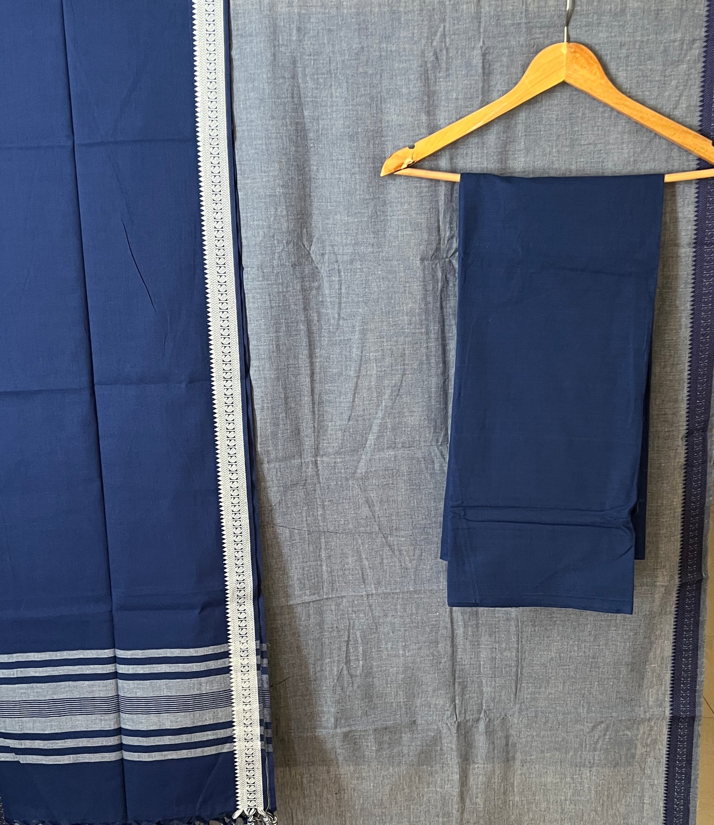 HANDLOOM SUIT (PH7269)