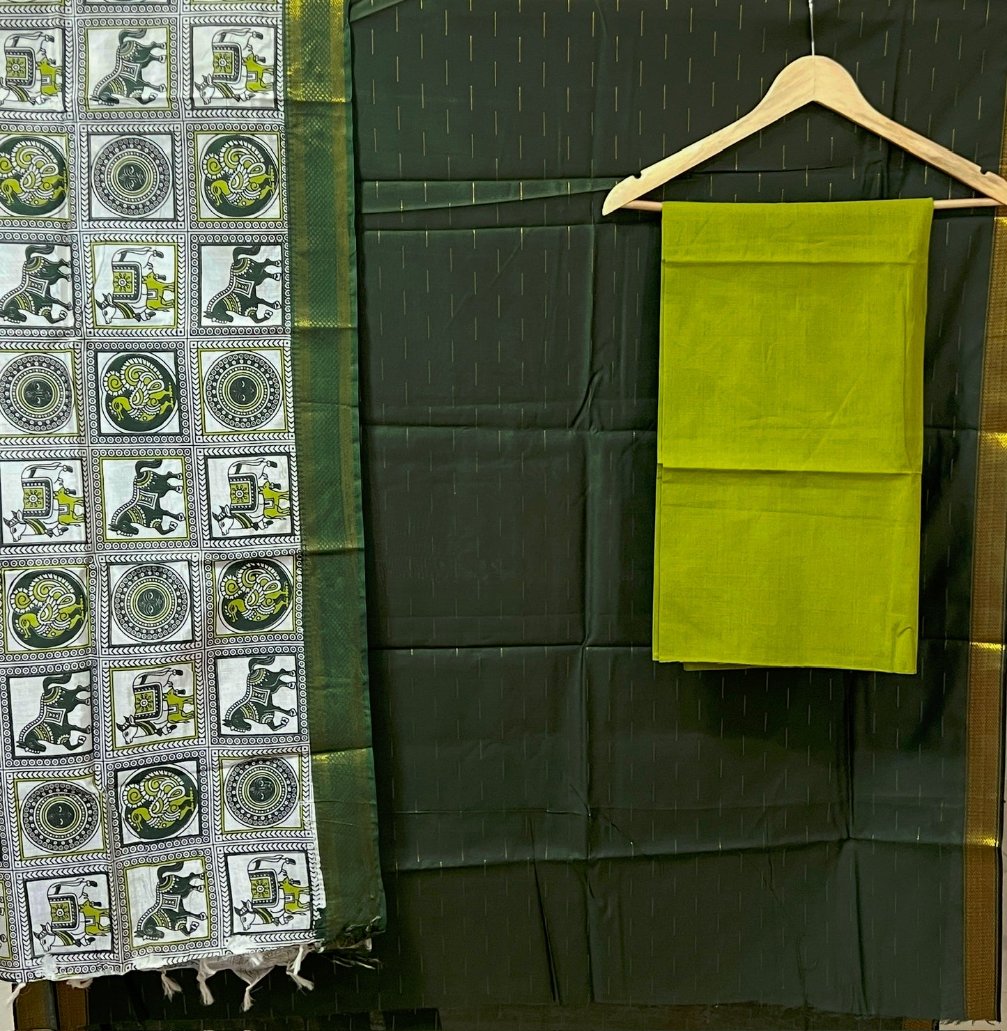 HANDLOOM SUIT (PH7293)