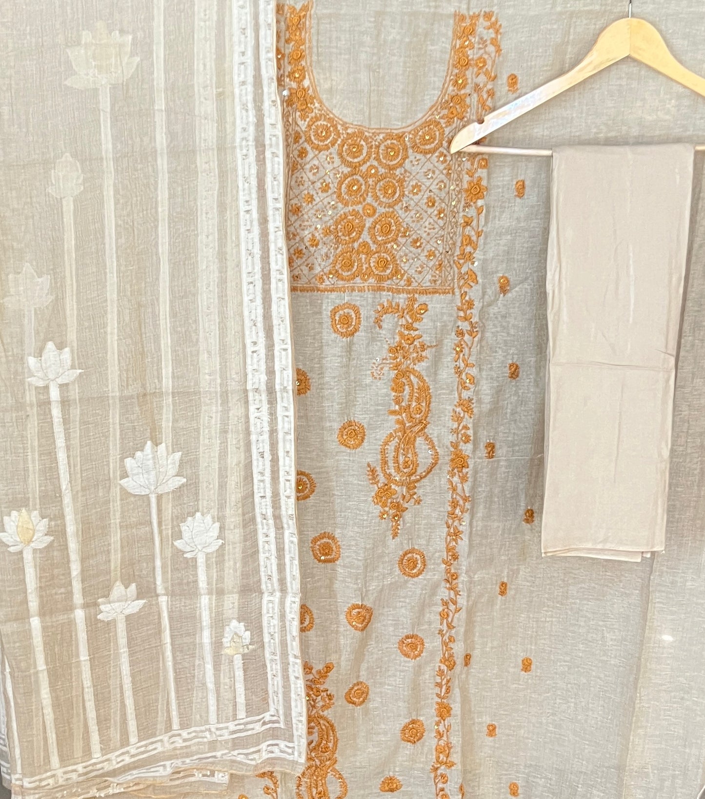 MUNGA SILK SUIT (PH7491)