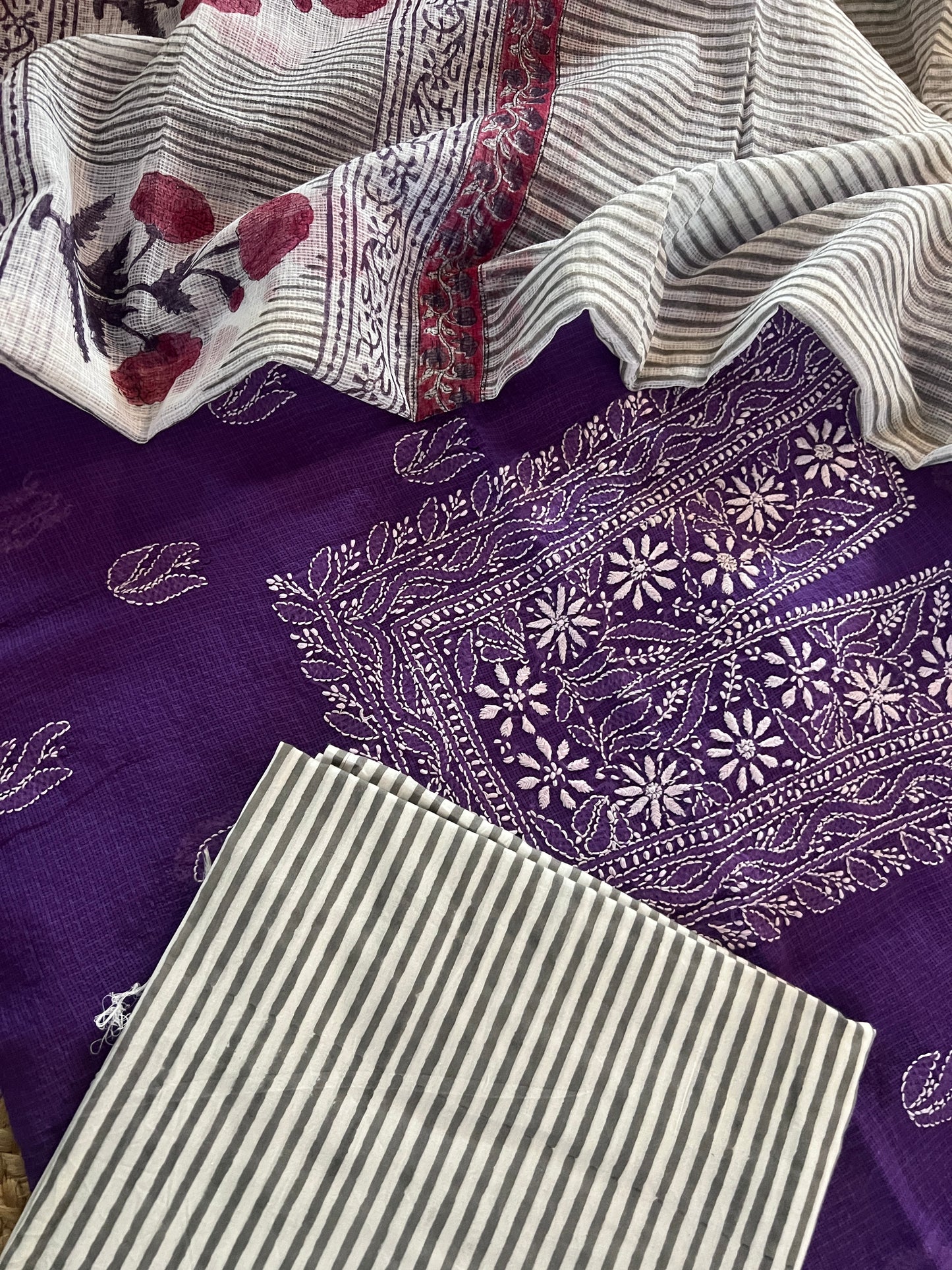 CHIKANKARI SUIT (PH81044)