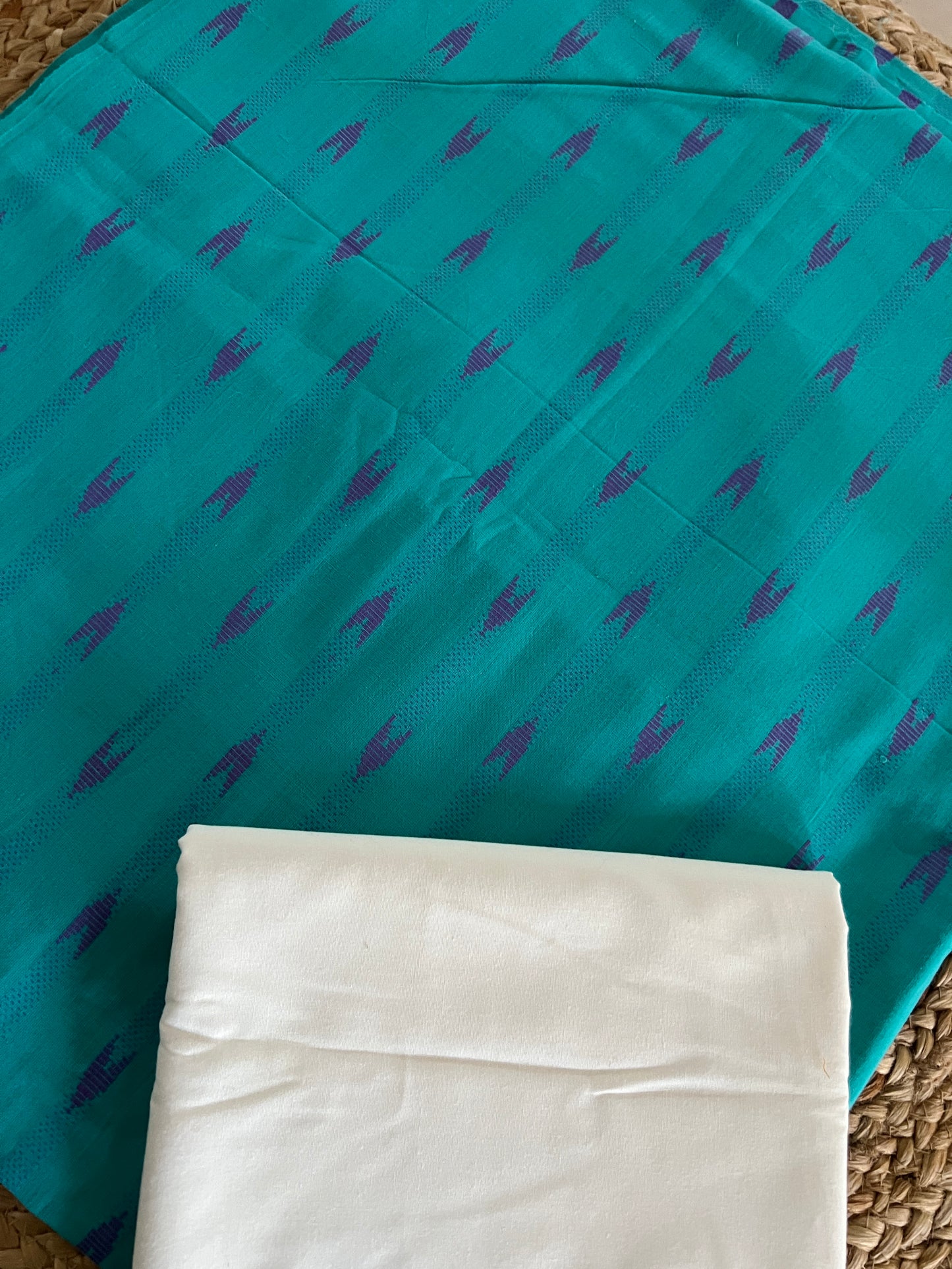 HANDLOOM COMBO (PH8172)