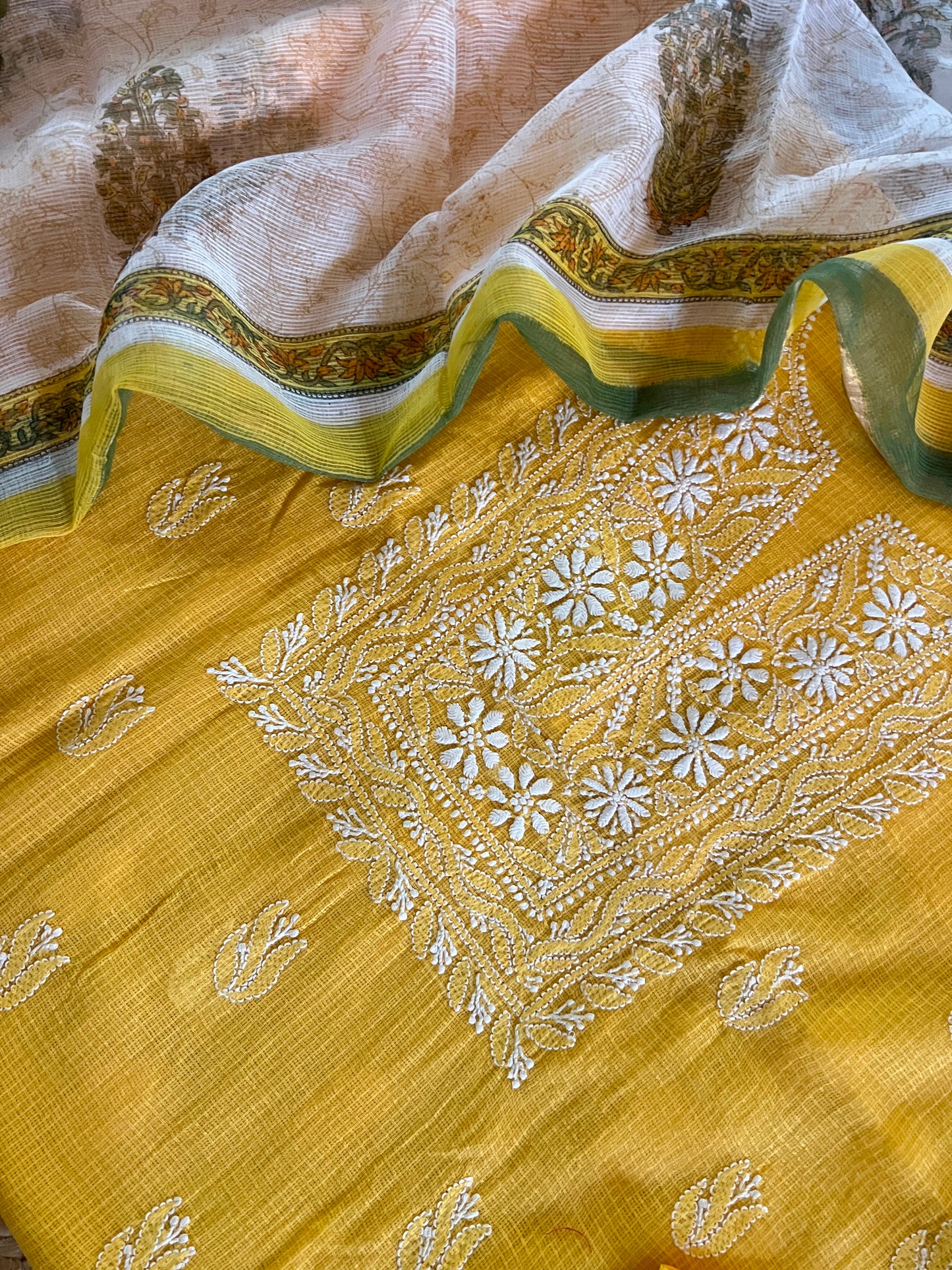 CHIKANKARI SUIT (PH8386)