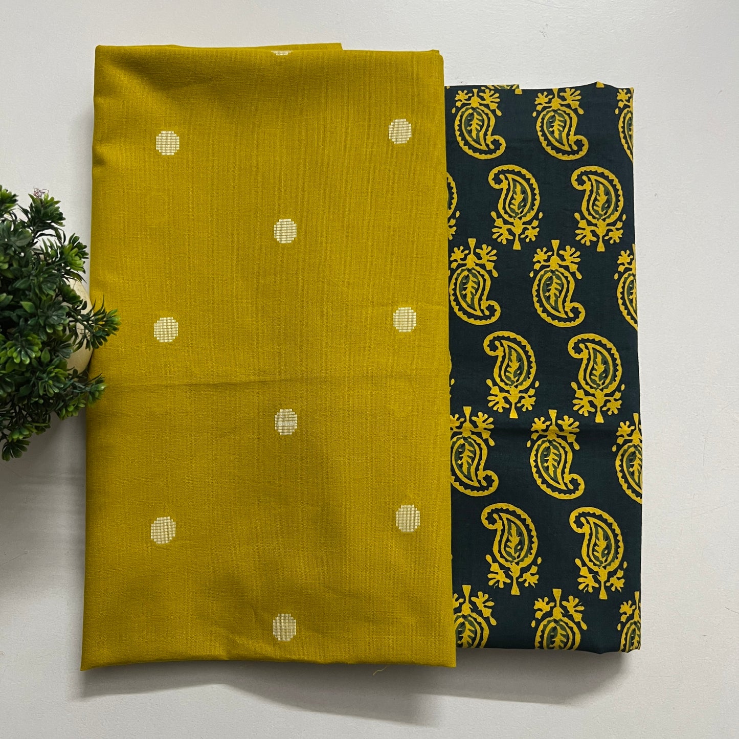 Soft Handloom Cotton With Pure Cotton Hand Block Print Combo Set (PH8561)