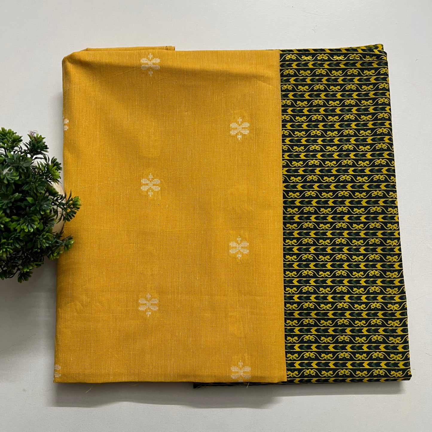 Soft Handloom Cotton With Pure Cotton Hand Block Print Combo Set (PH8563)