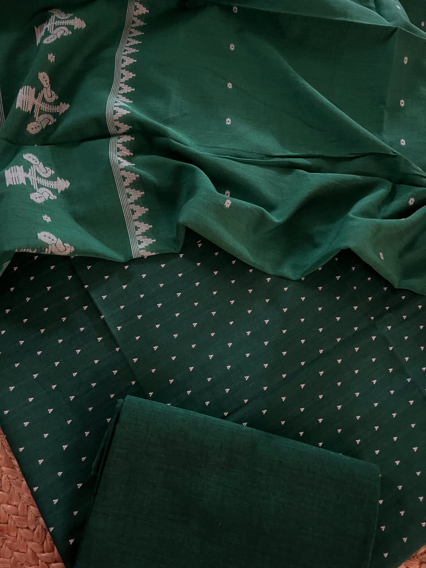 HANDLOOM SUIT (PH8583)