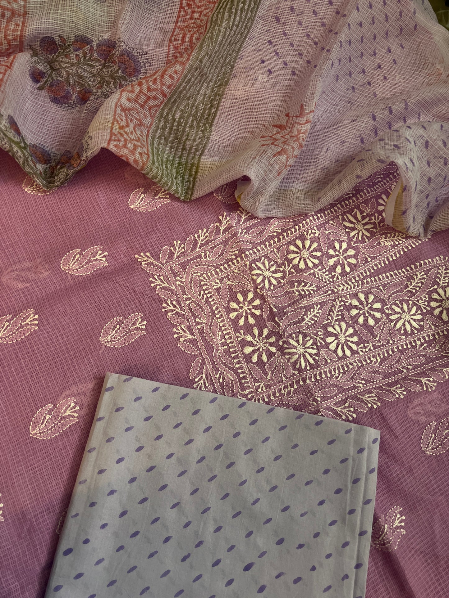 CHIKANKARI SUIT (PH8681)