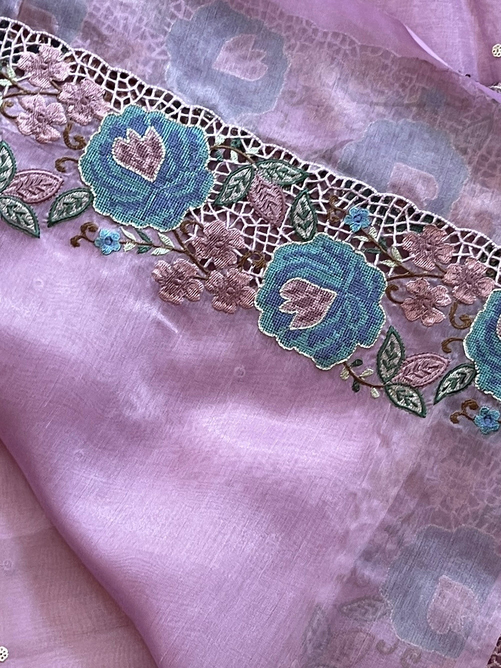 TISSUE ORGANZA EMBROIDERED SAREE (PH8734)