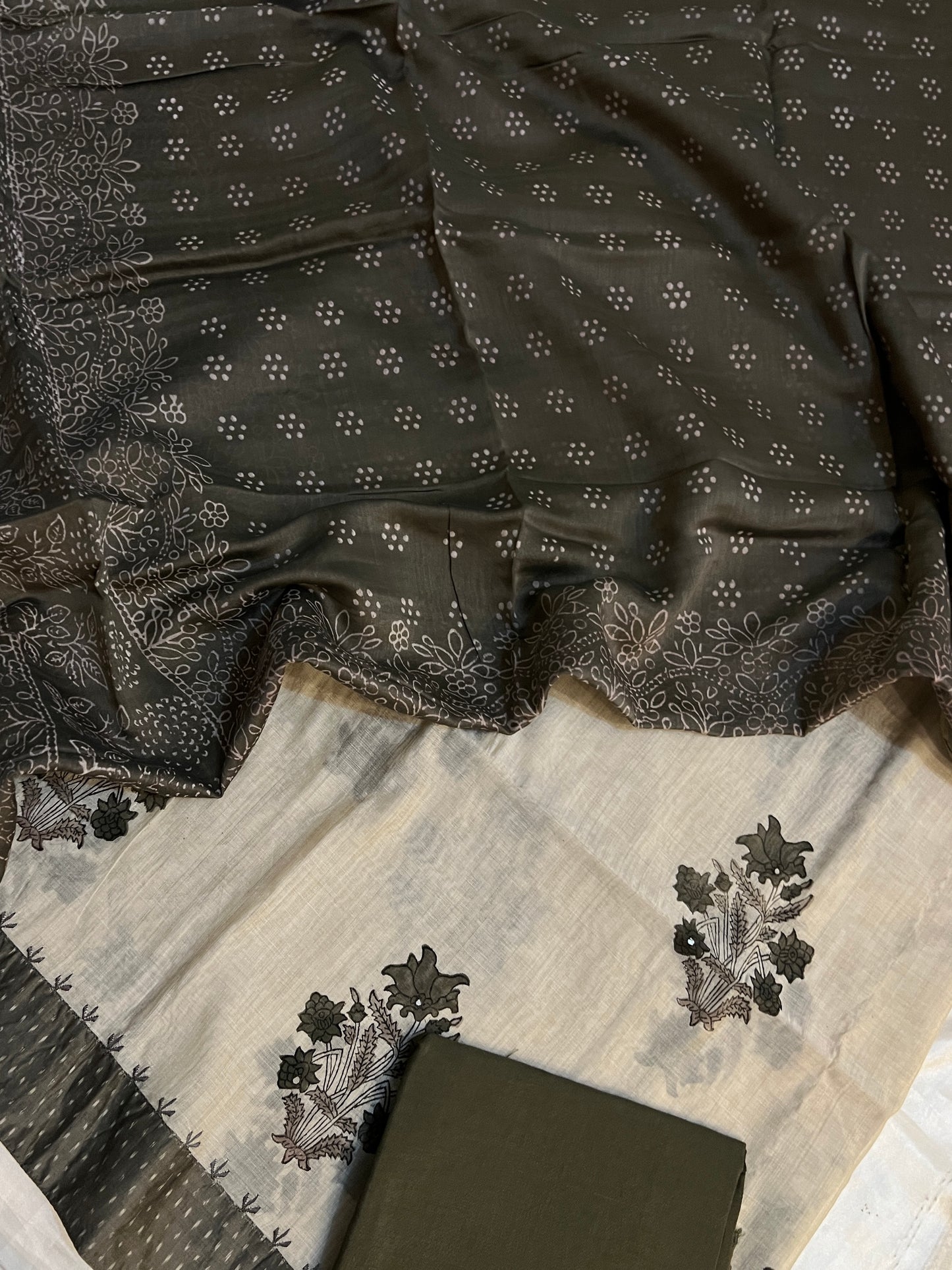 MUNGA COTTON SUITS (PH8803)