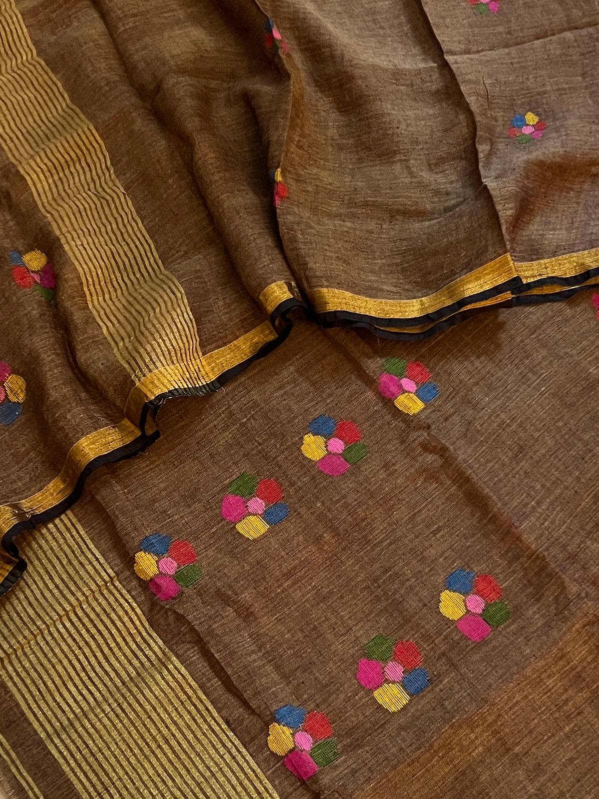 JAISHREE LINEN SUIT (PH9466)