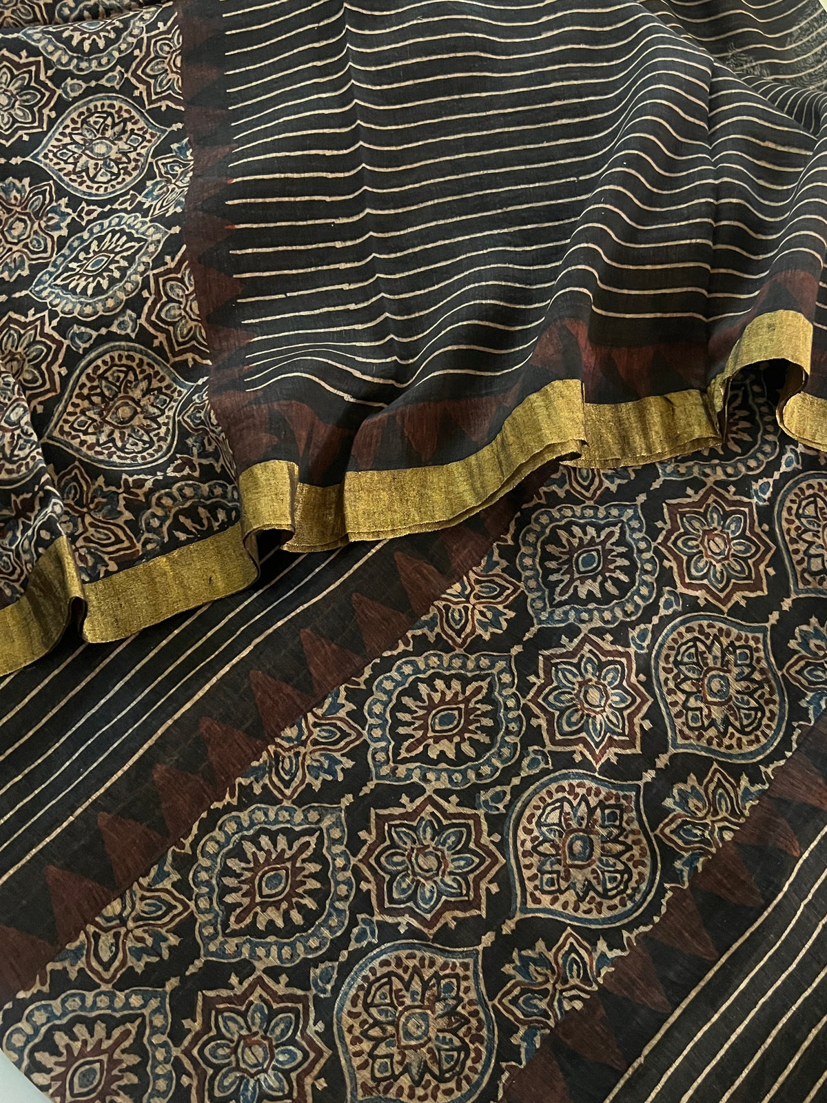 AJRAKH LINEN SILK SUIT (PH9588)