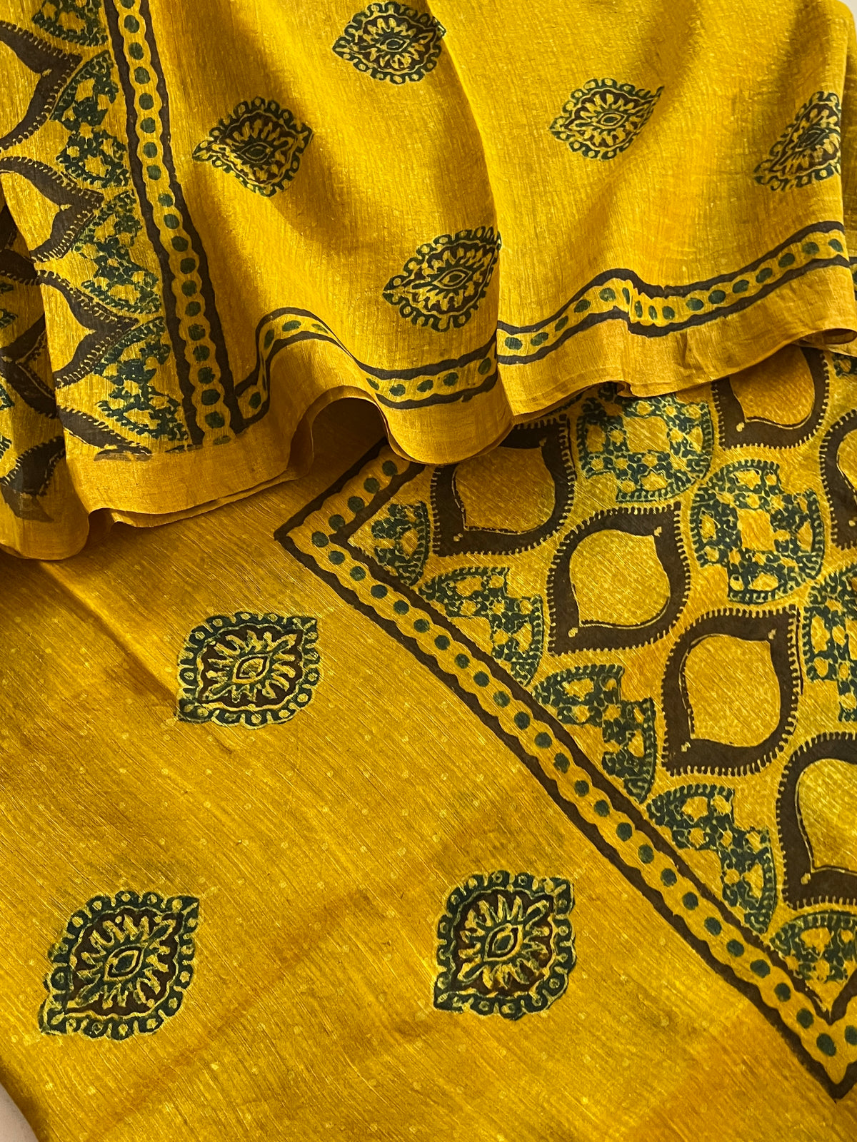 AJRAKH LINEN SILK SUIT (PH9602)