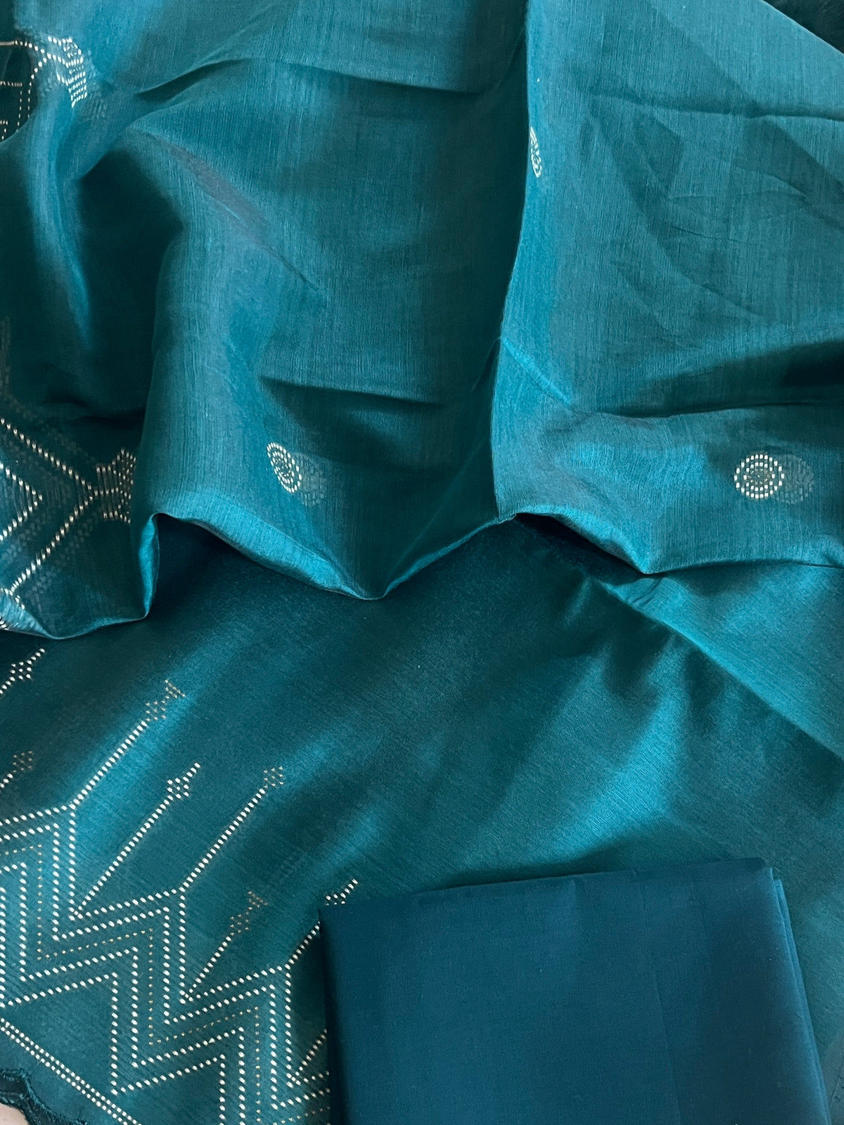 MUNGA SILK SUIT (PH9652)