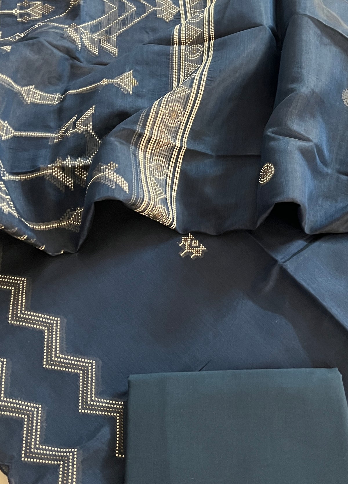 MUNGA SILK SUIT (PH9653)