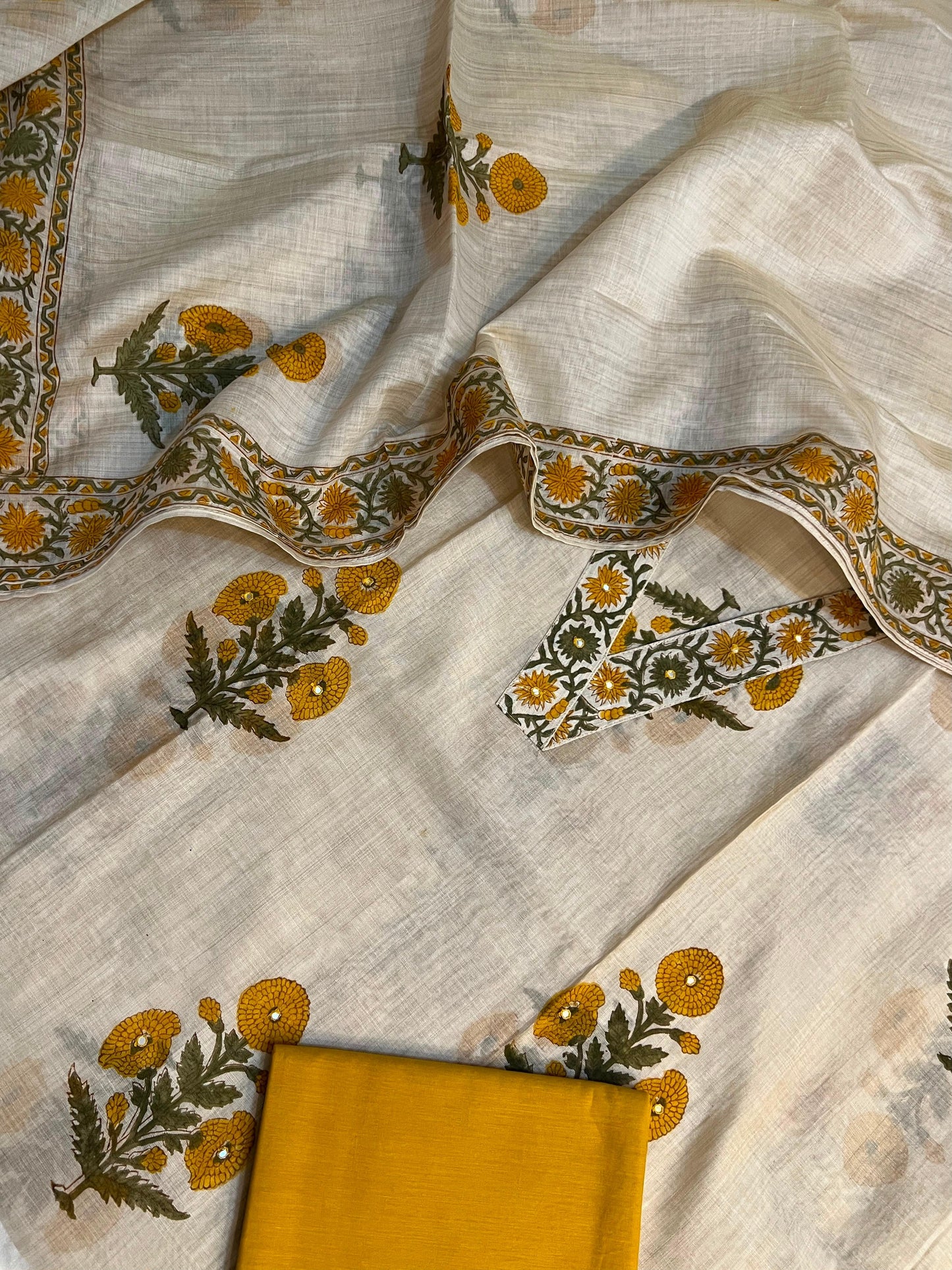 MUNGA COTTON SUITS (PH8834)