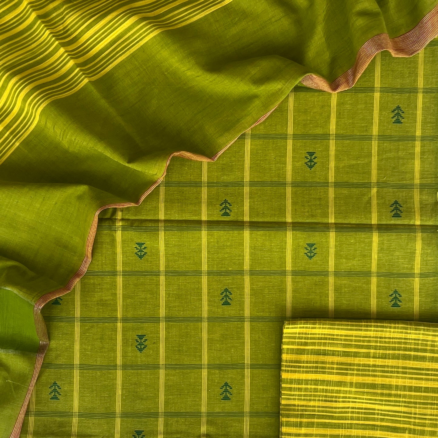 HANDLOOM