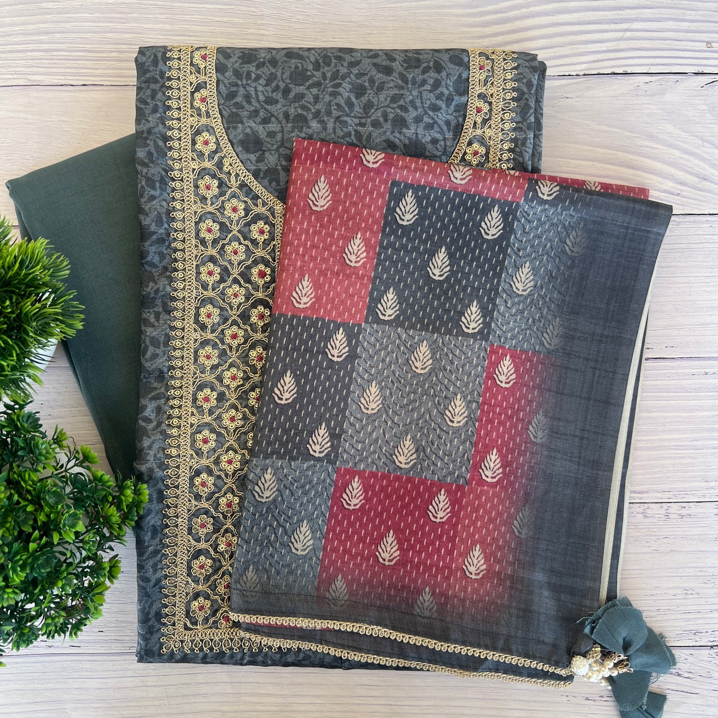 SEMI GICCHA (PH2164)