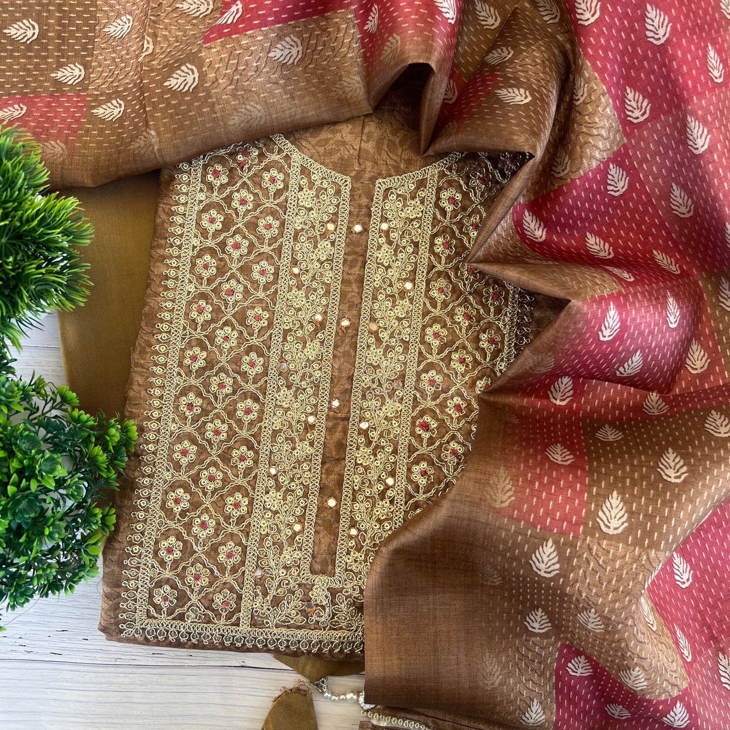 SEMI GICCHA (PH2165)