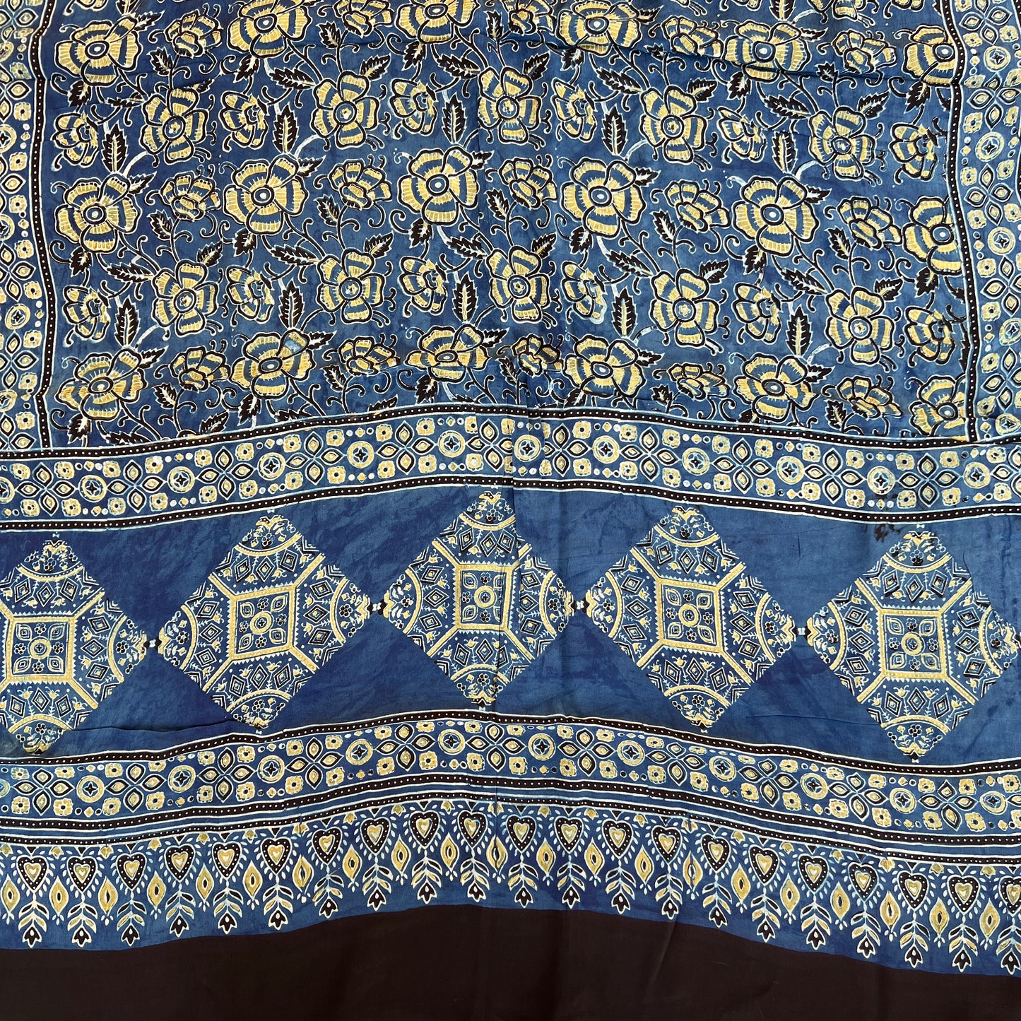 AJRAKH GEORGETTE SUIT (PH2198)