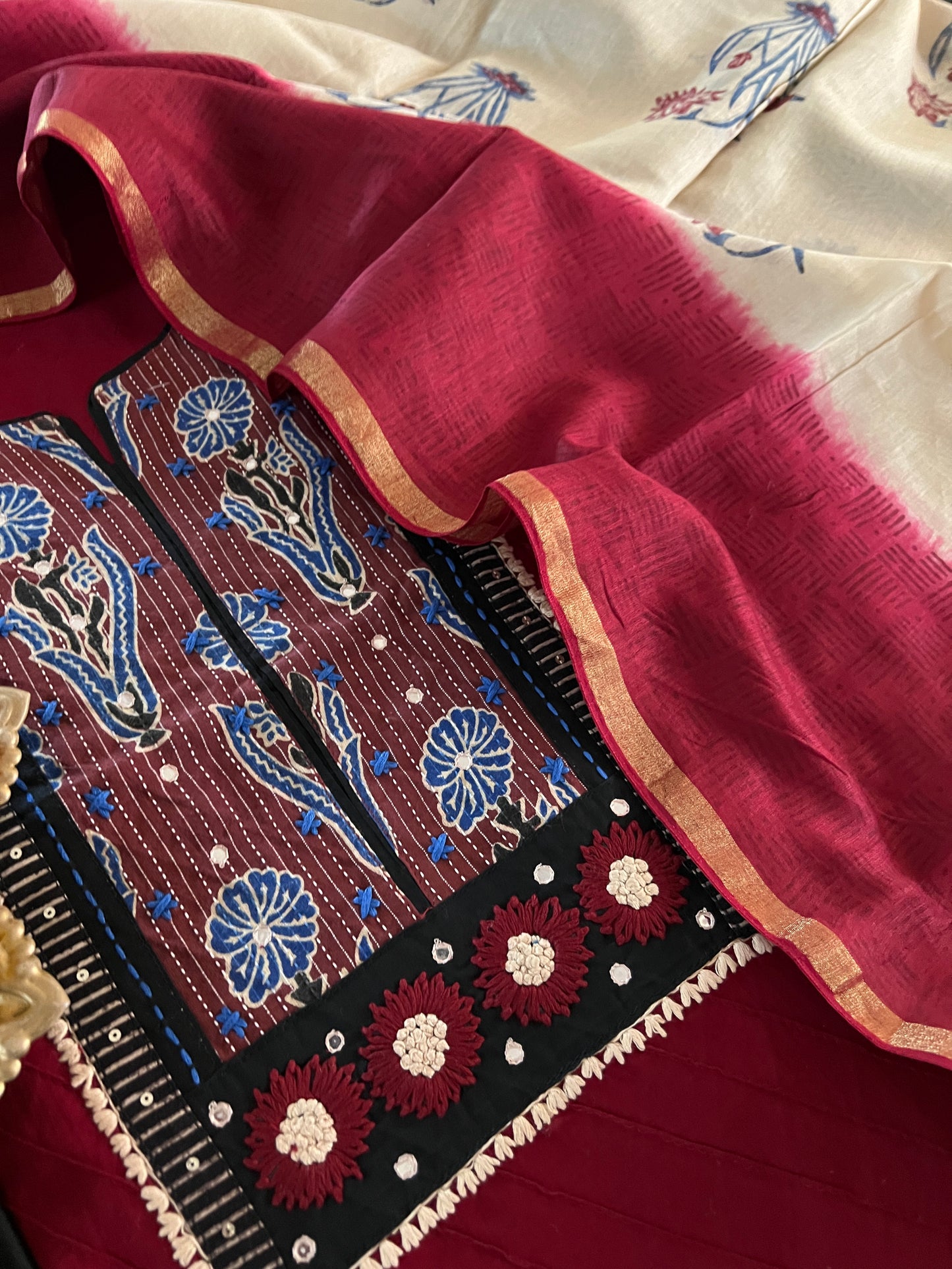 HANDLOOM SUIT (PH2271)