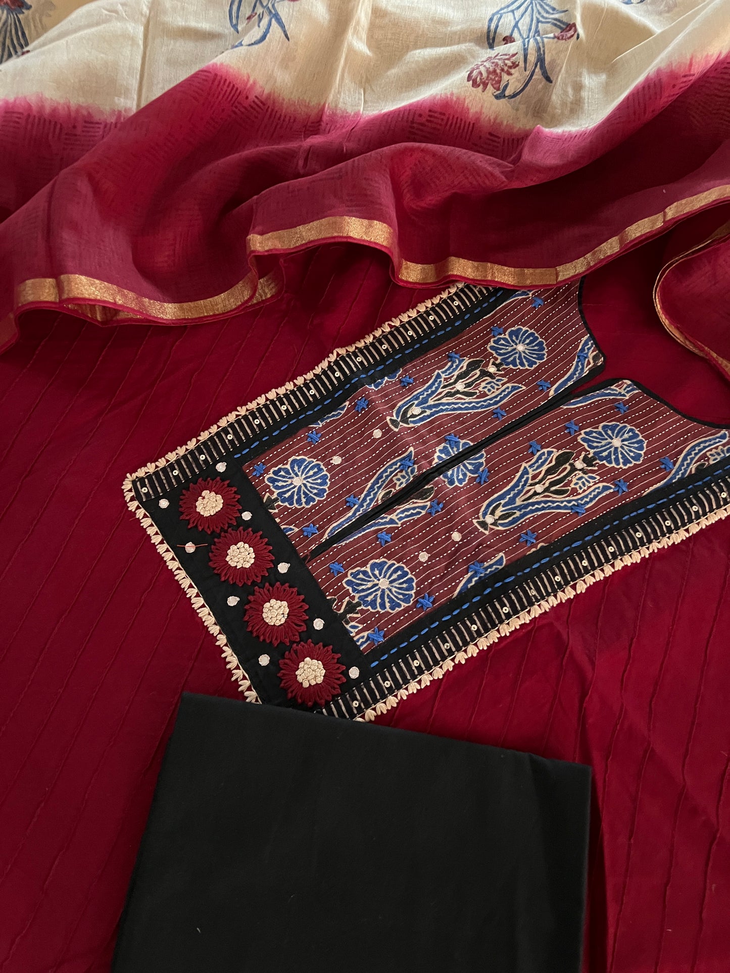 HANDLOOM SUIT (PH2271)