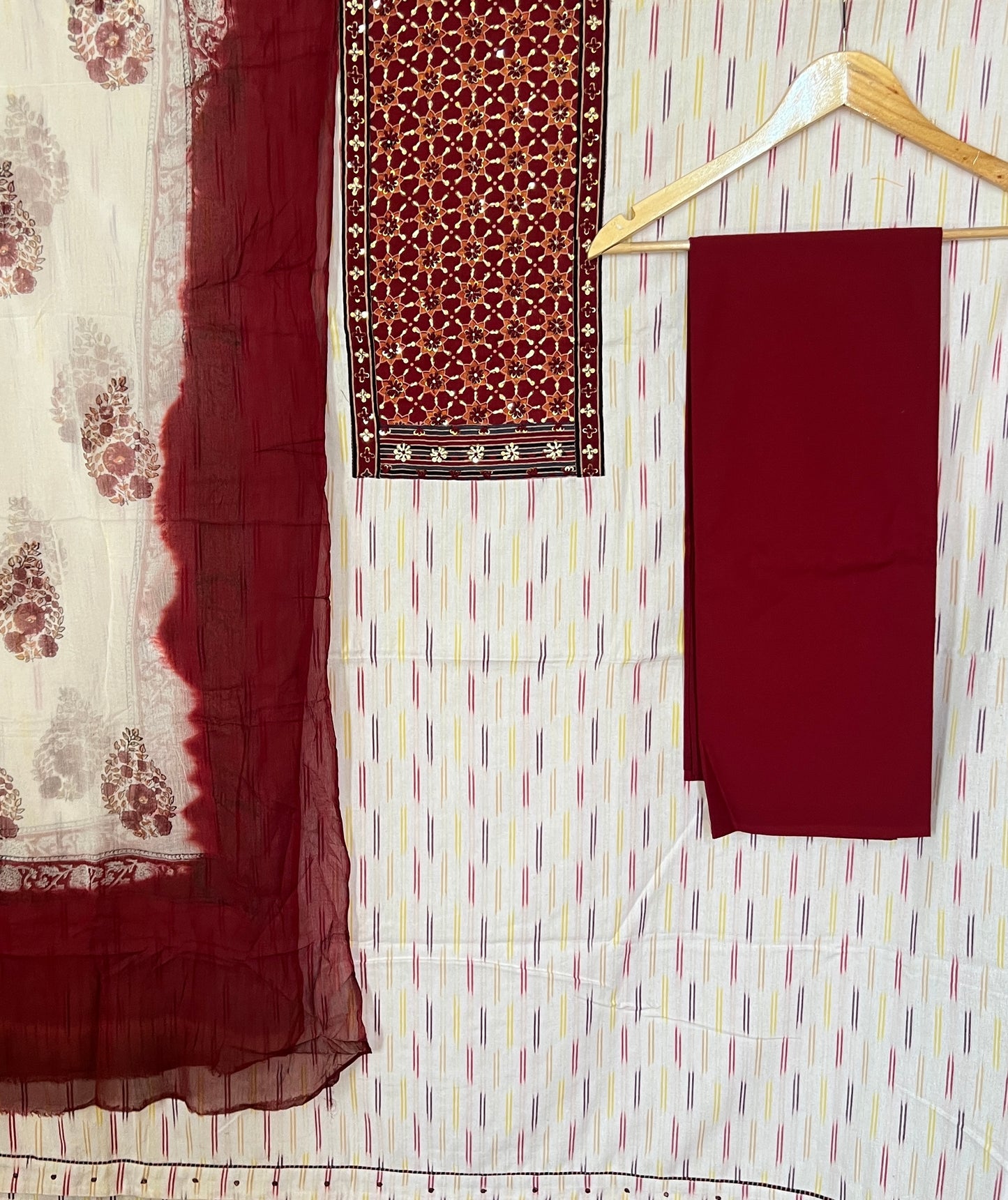 HANDLOOM SUIT (PH3489)