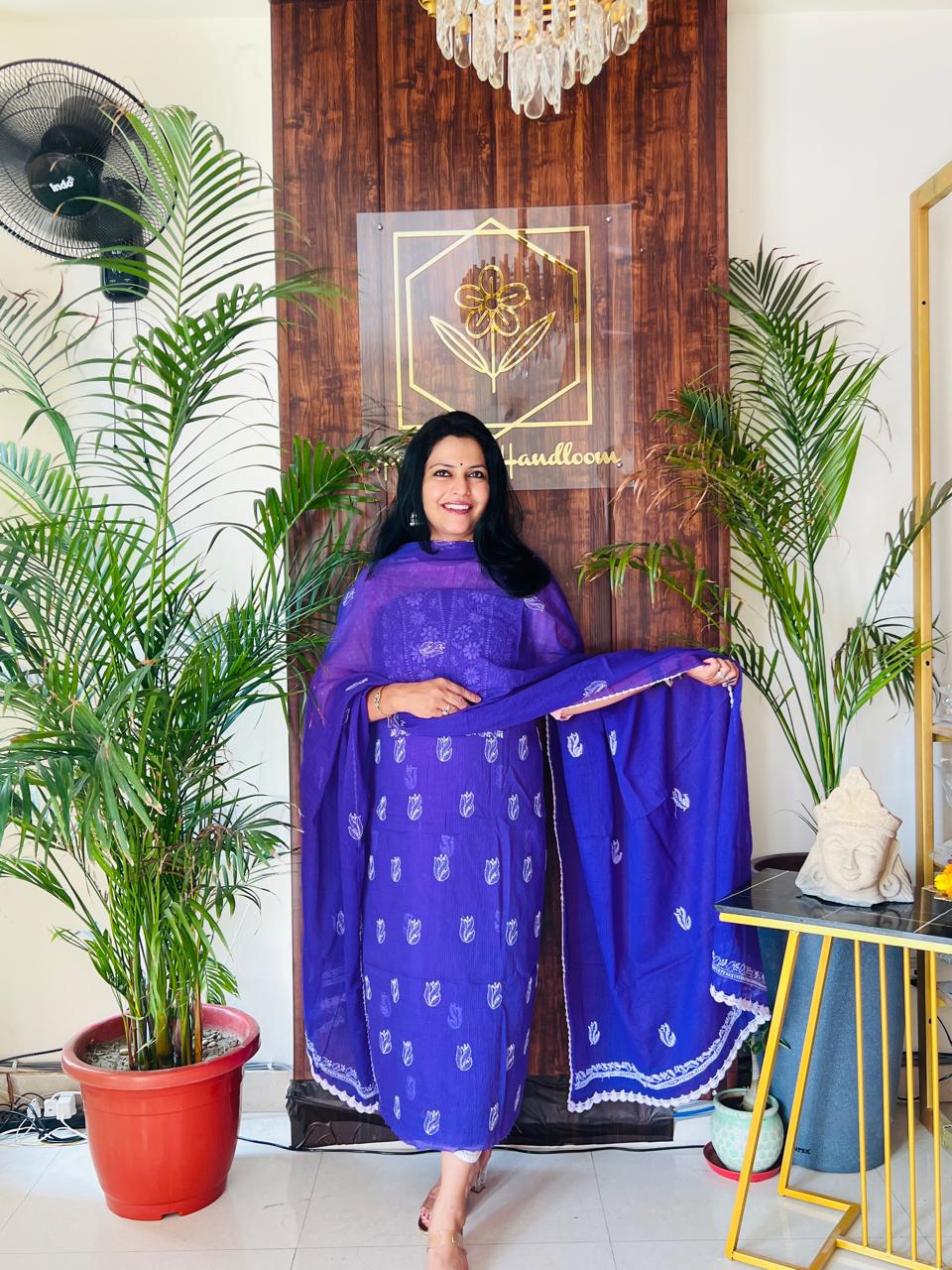 CHIKANKARI KURTA WITH DUPATTA