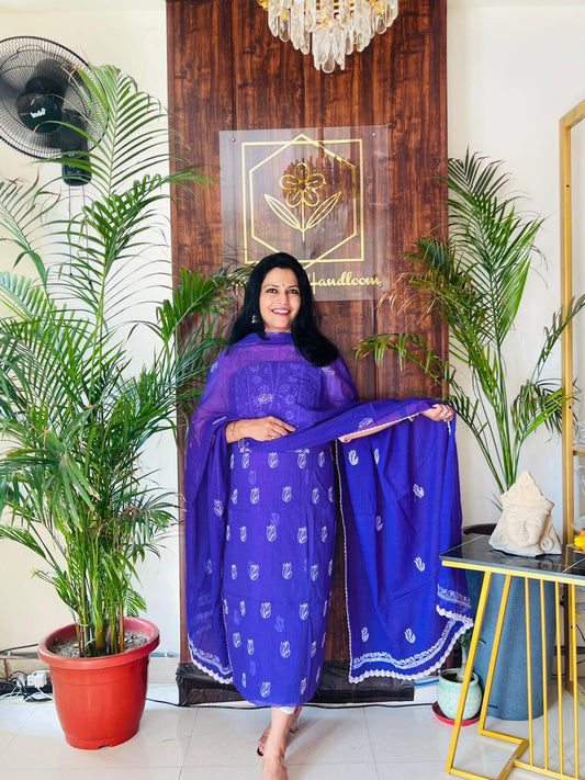 CHIKANKARI KURTA WITH DUPATTA