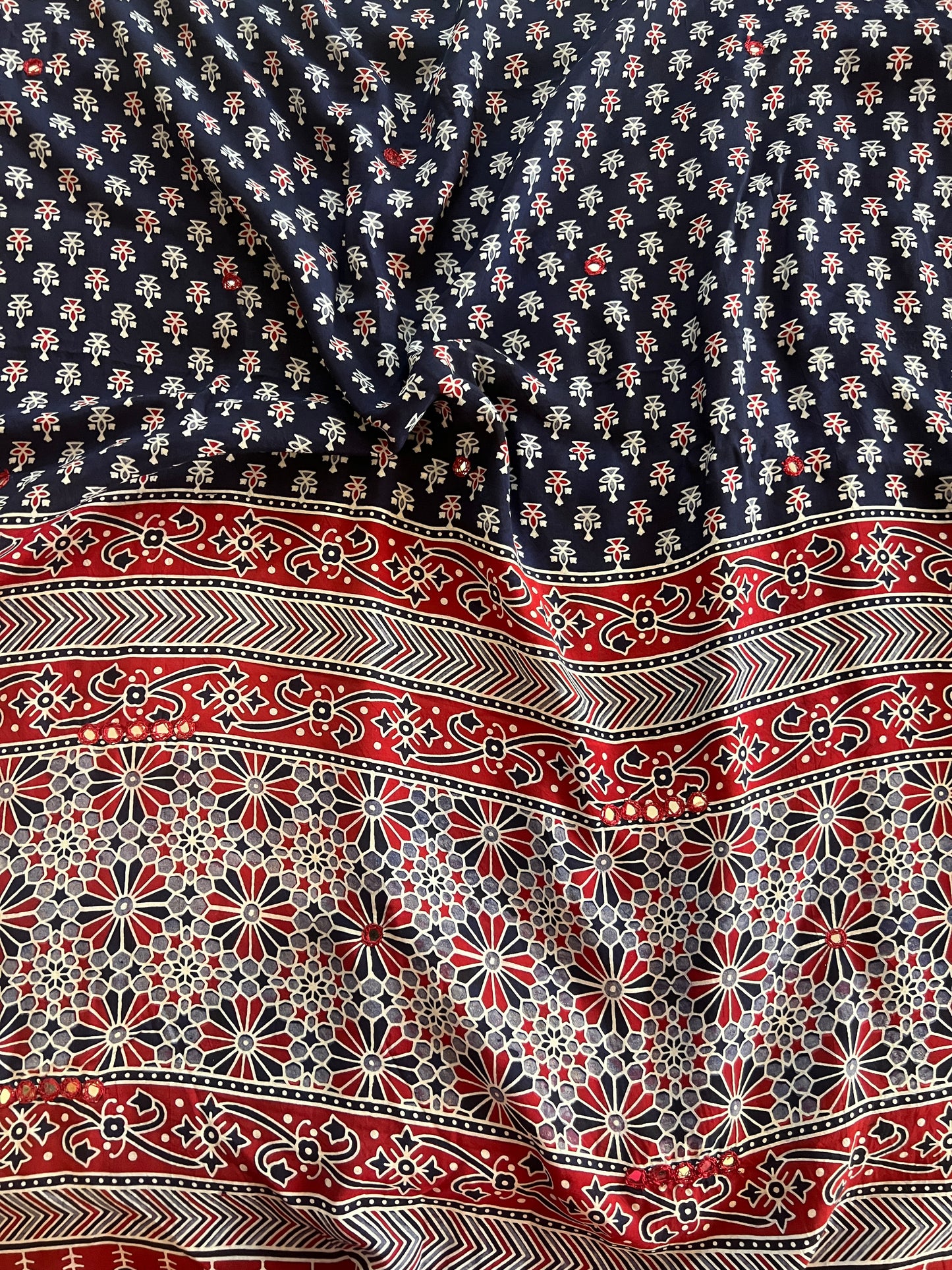 HANDLOOM SUIT (PH4180)