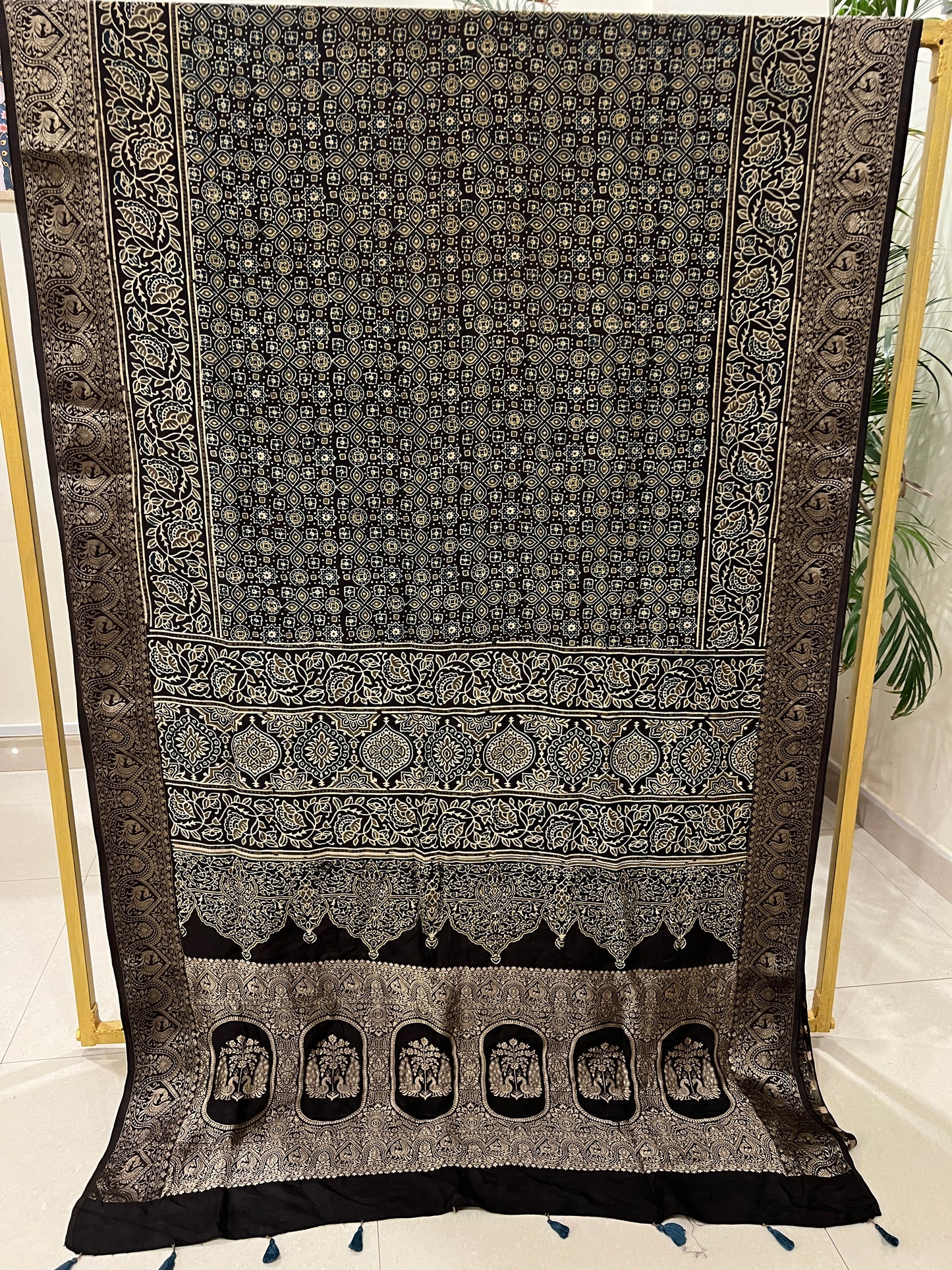 AJRAKH DOLA SILK SAREE (PH4477)