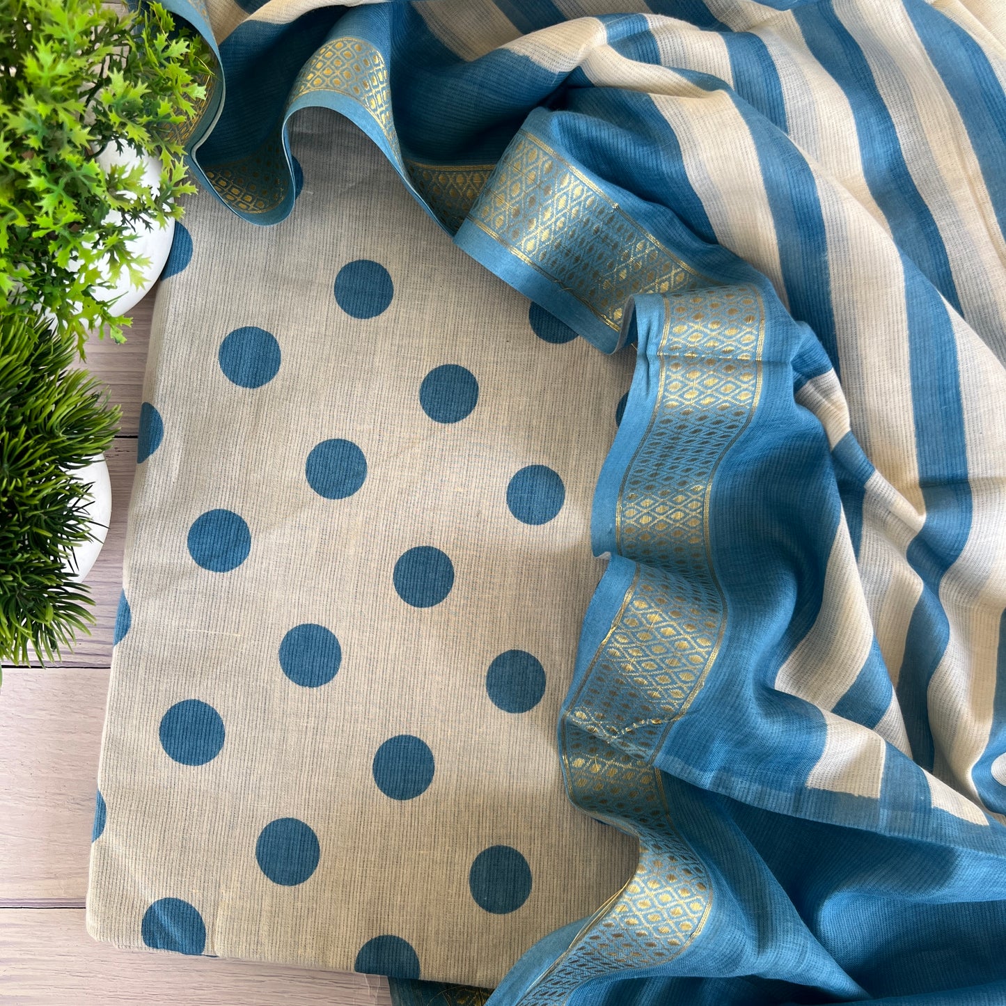 COTTON GEOMETRIC SUIT