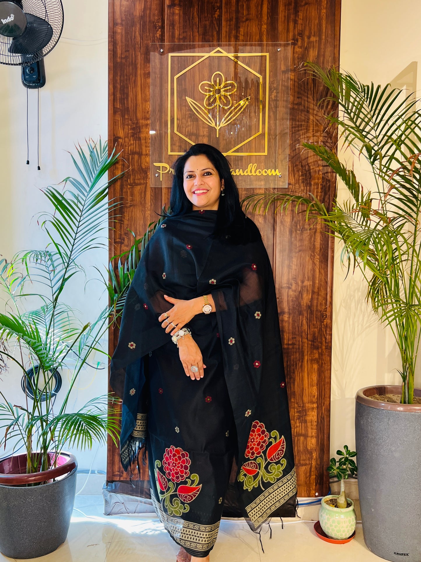 JAMDANI SUIT (PH4640)