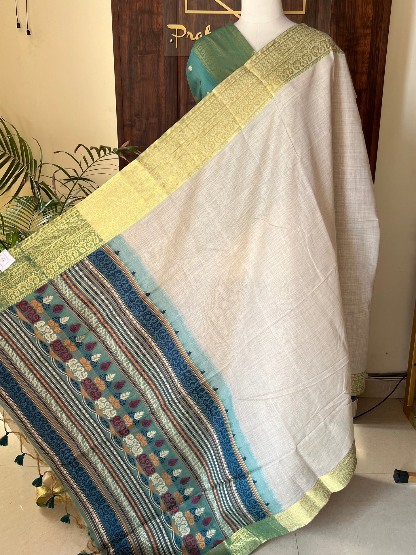 MOONGA COTTON JAMDANI SAREE