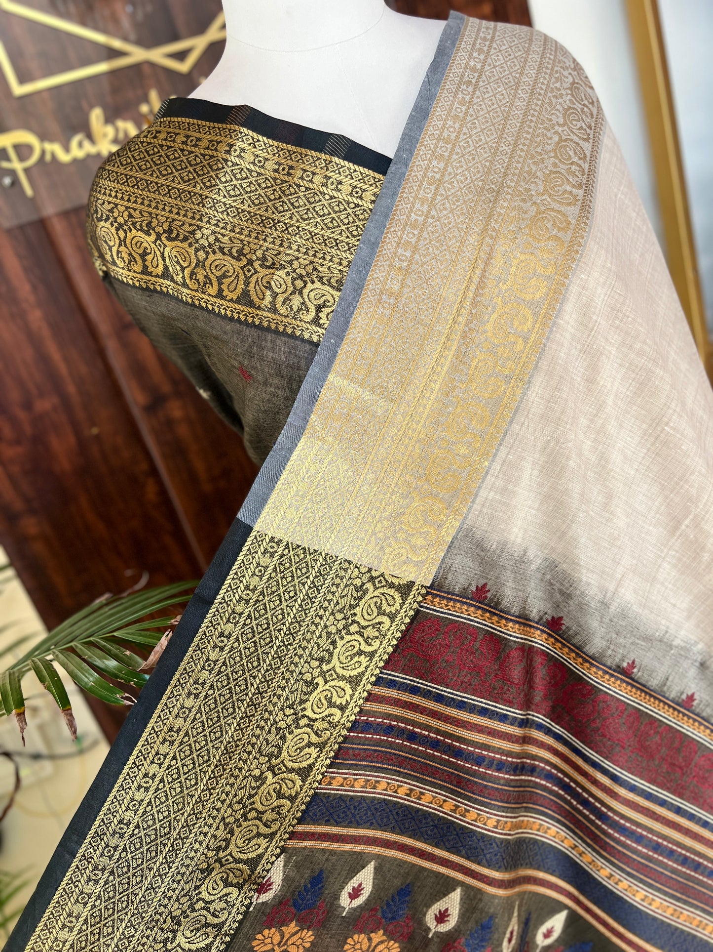 MOONGA COTTON JAMDANI SAREE