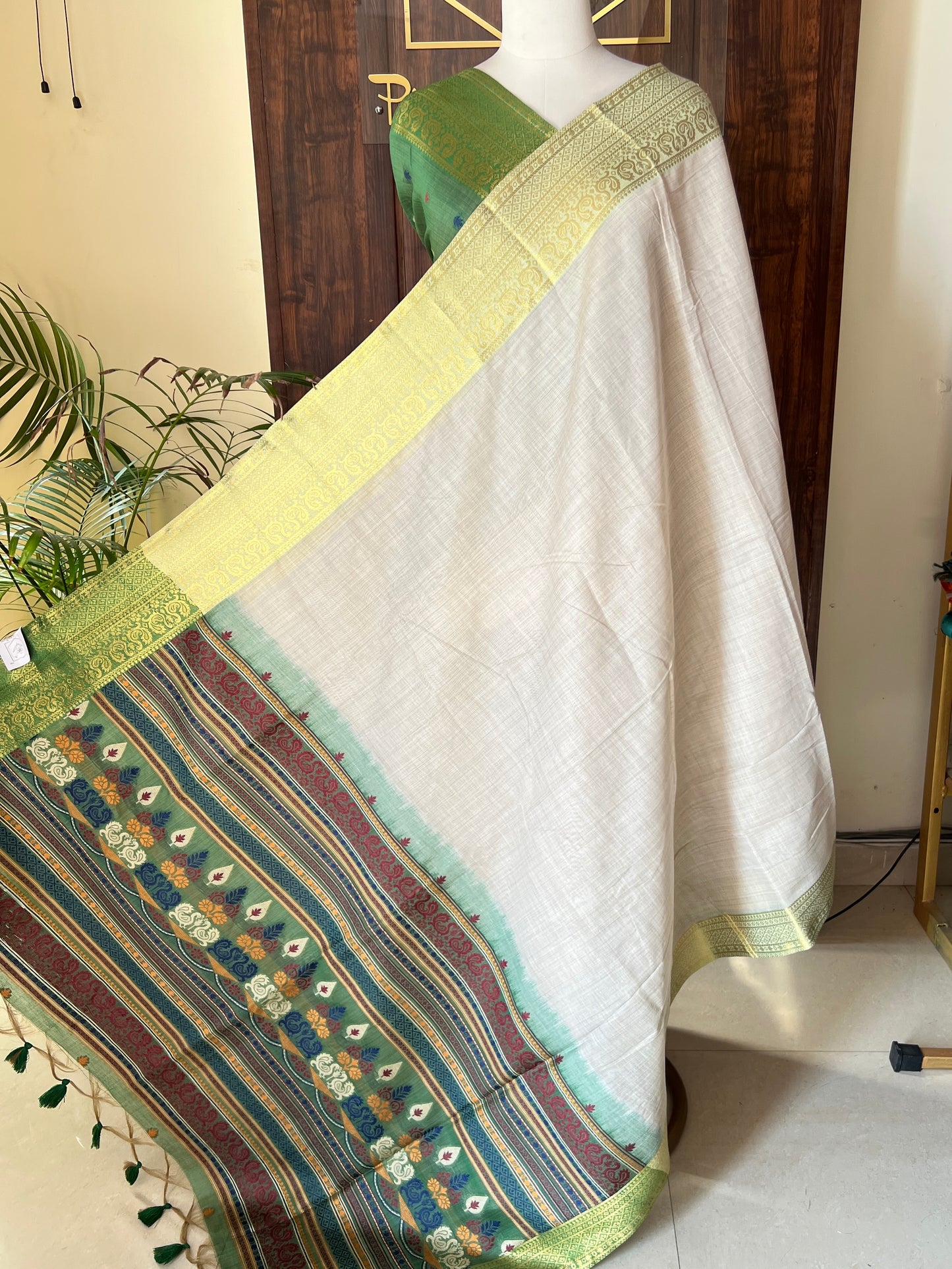 MOONGA COTTON JAMDANI SAREE