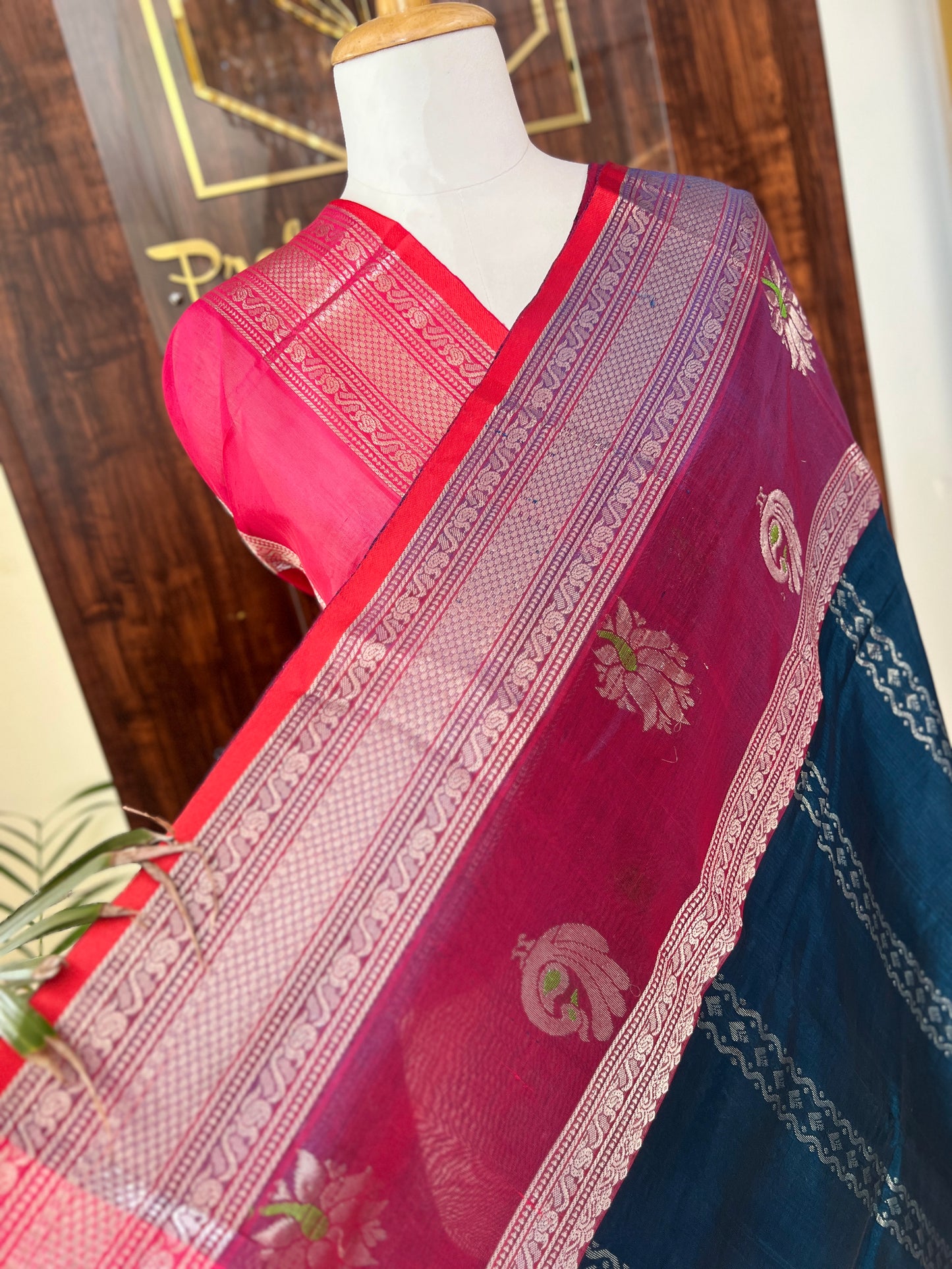 PURE GADWAL SILK HANDLOOM SAREE