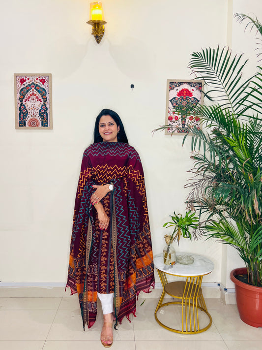 HANDLOOM SUIT (PH4810)