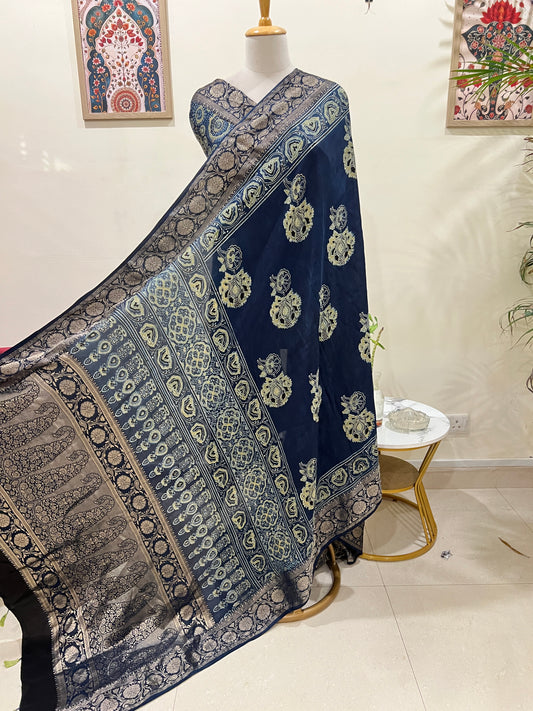 AJRAKH DOLA SILK SAREE (PH4819)