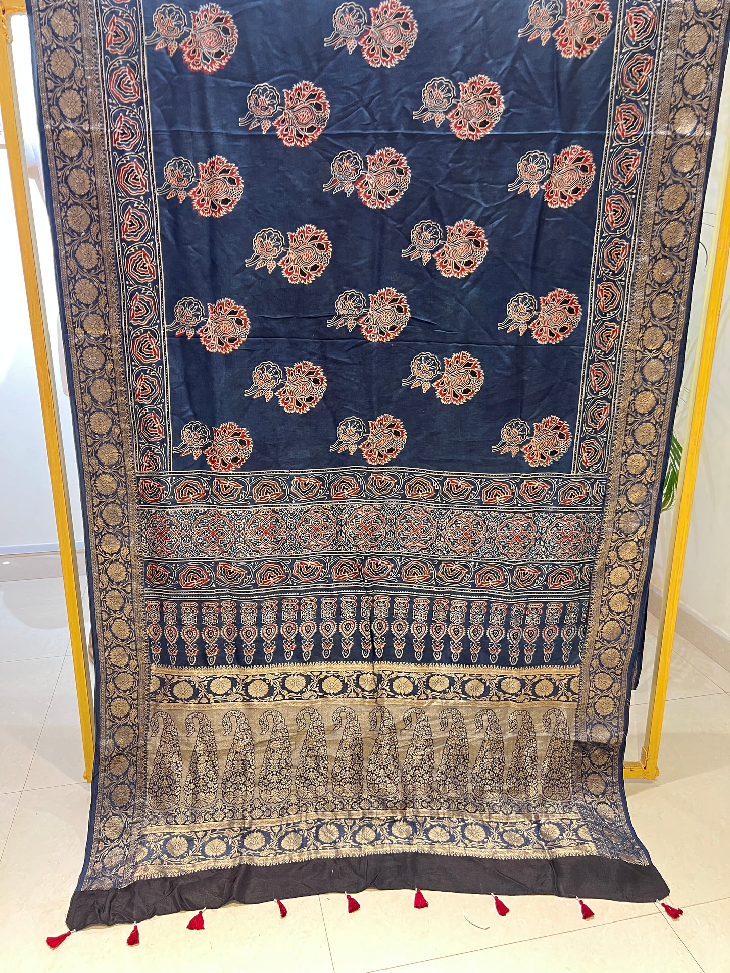 AJRAKH DOLA SILK SAREE (PH4820)