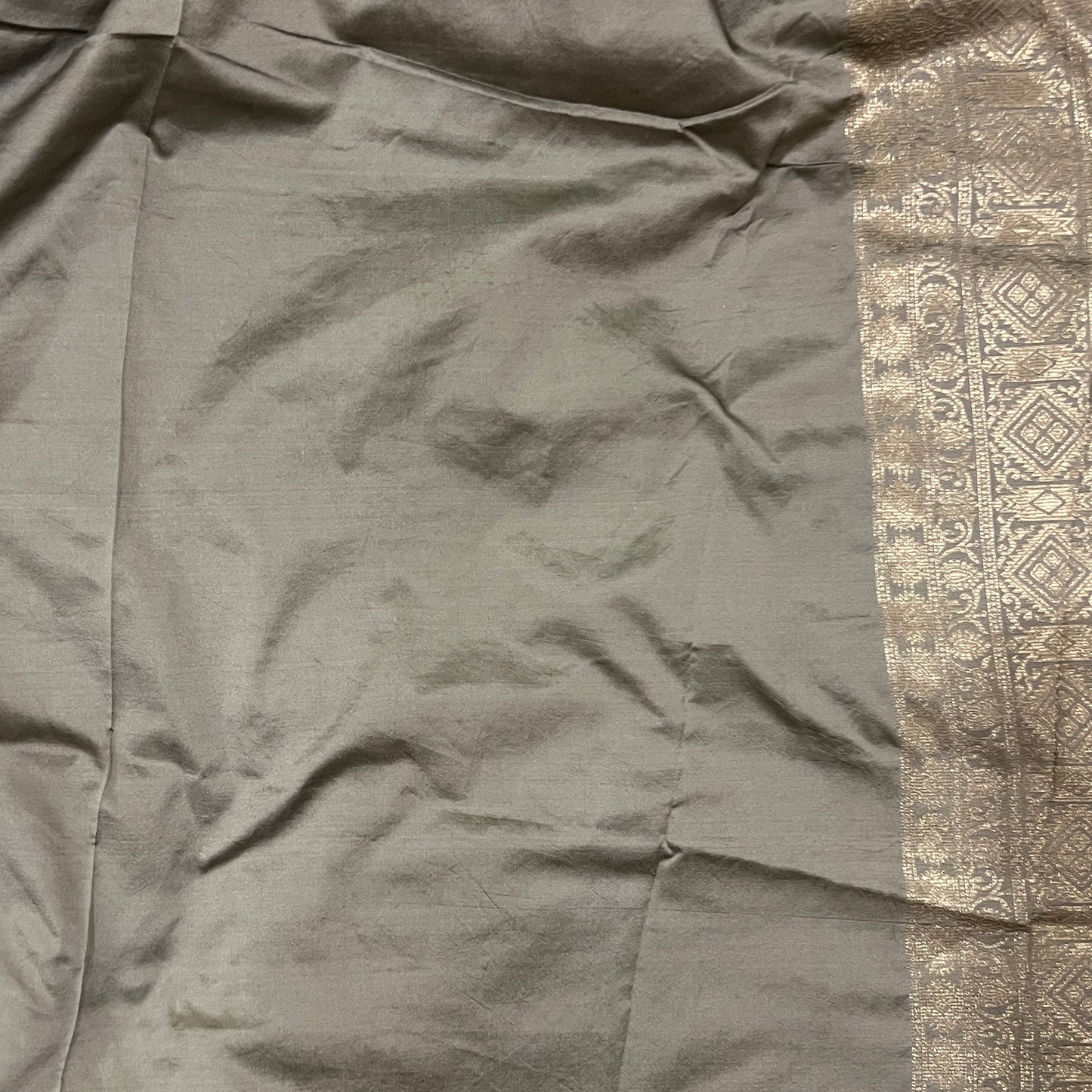 BANARASI SILK SAREE (PH4842)